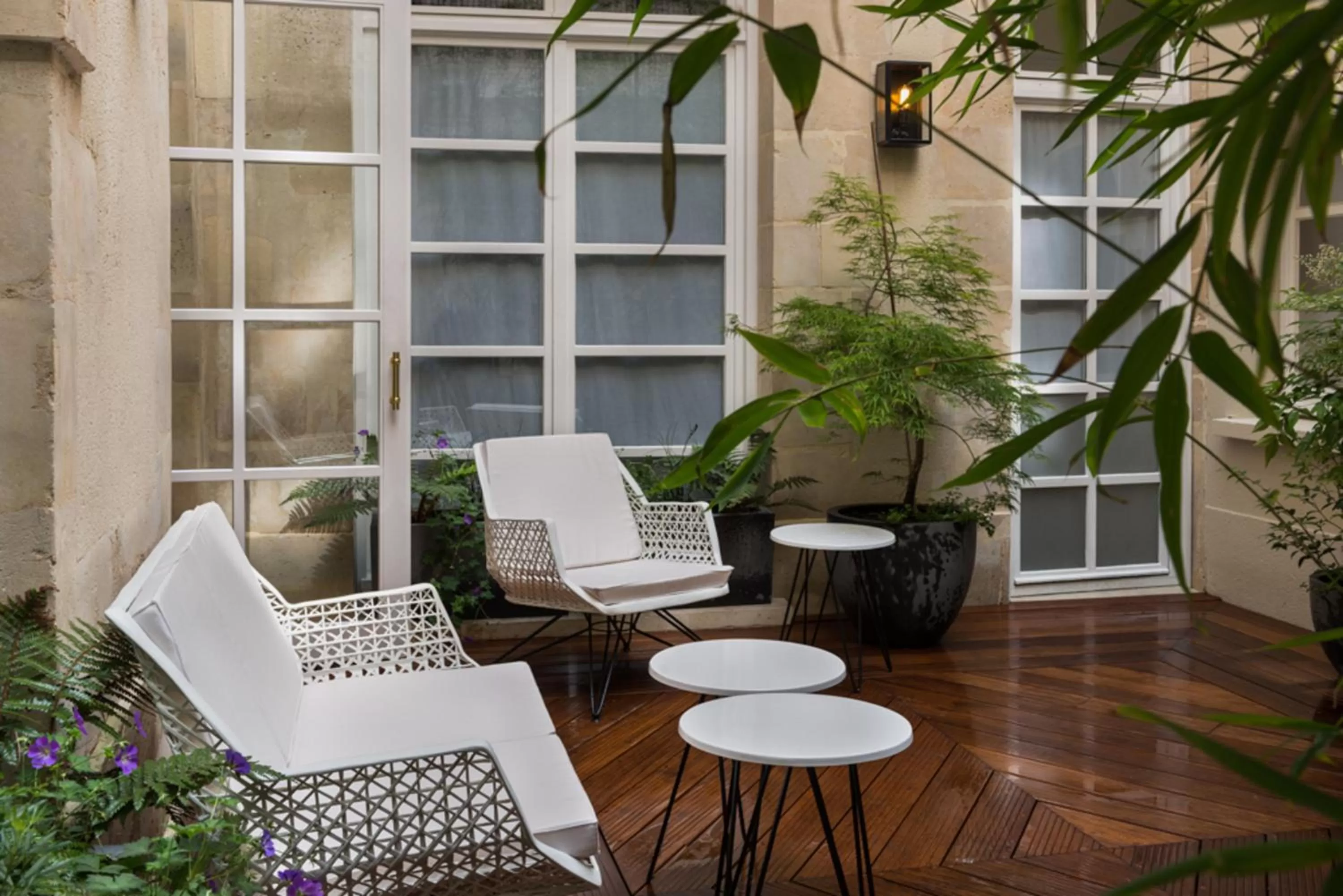 Patio in Millésime Hôtel