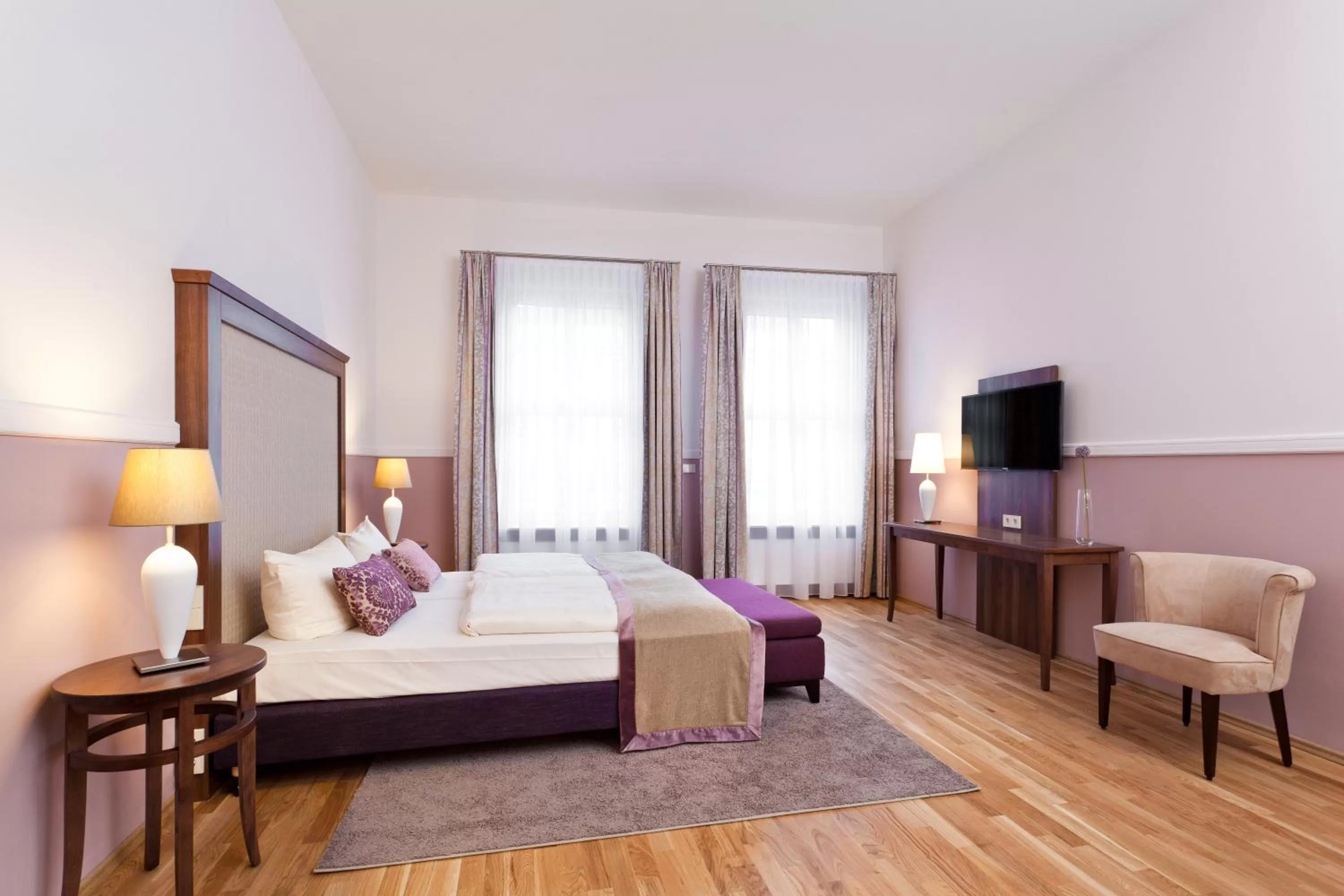 Photo of the whole room, Bed in Aparthotel Am Schloss