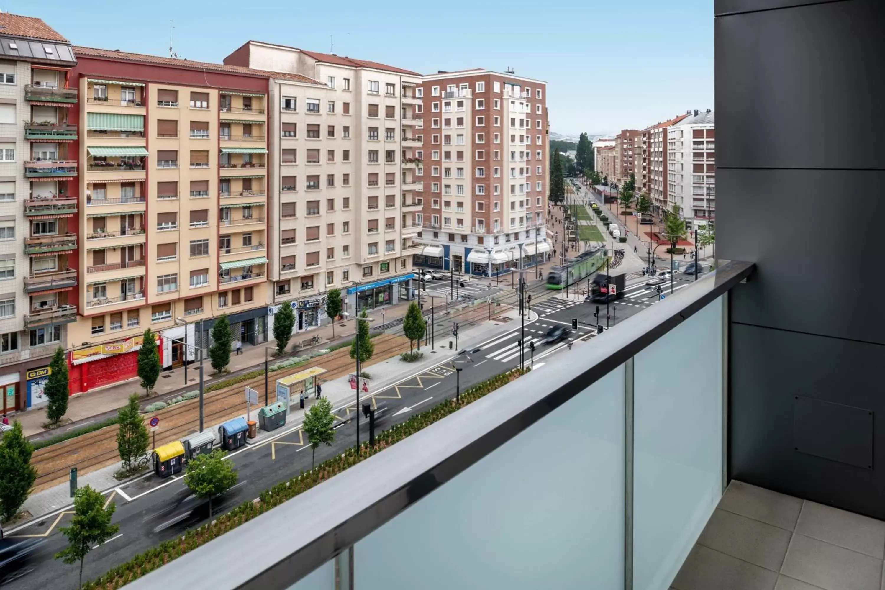 Photo of the whole room in AC Hotel General Álava