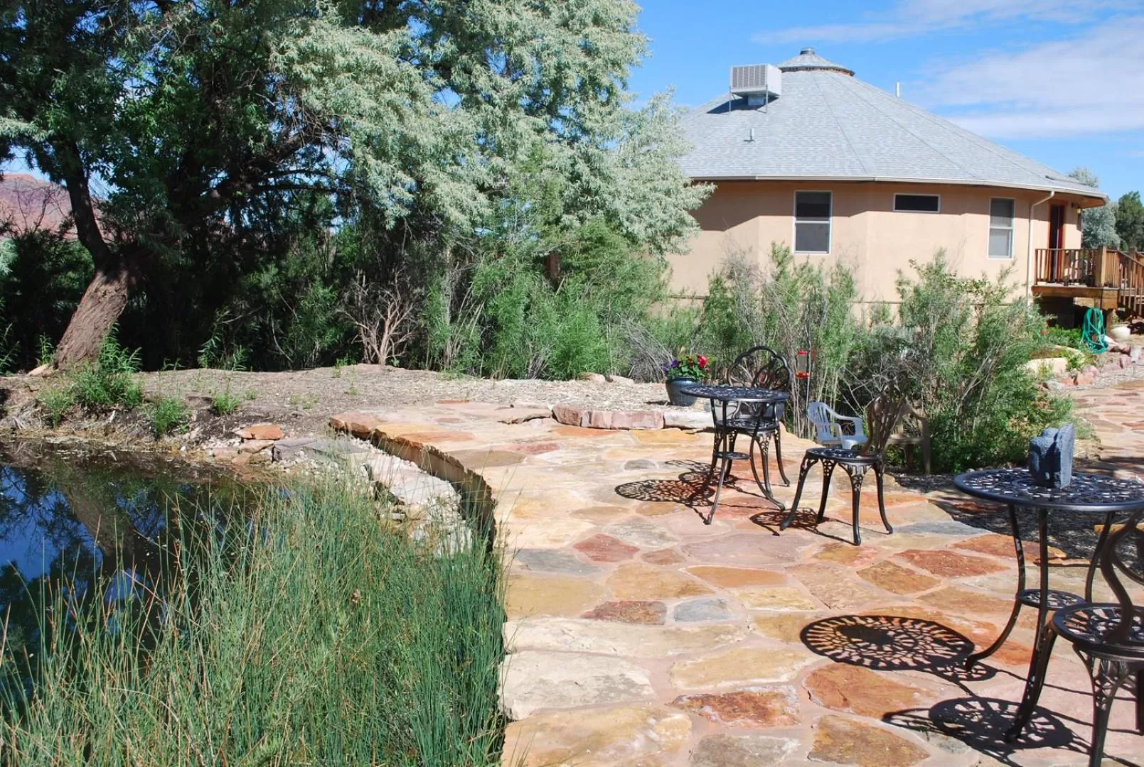 Area and facilities in Red Moon Lodge