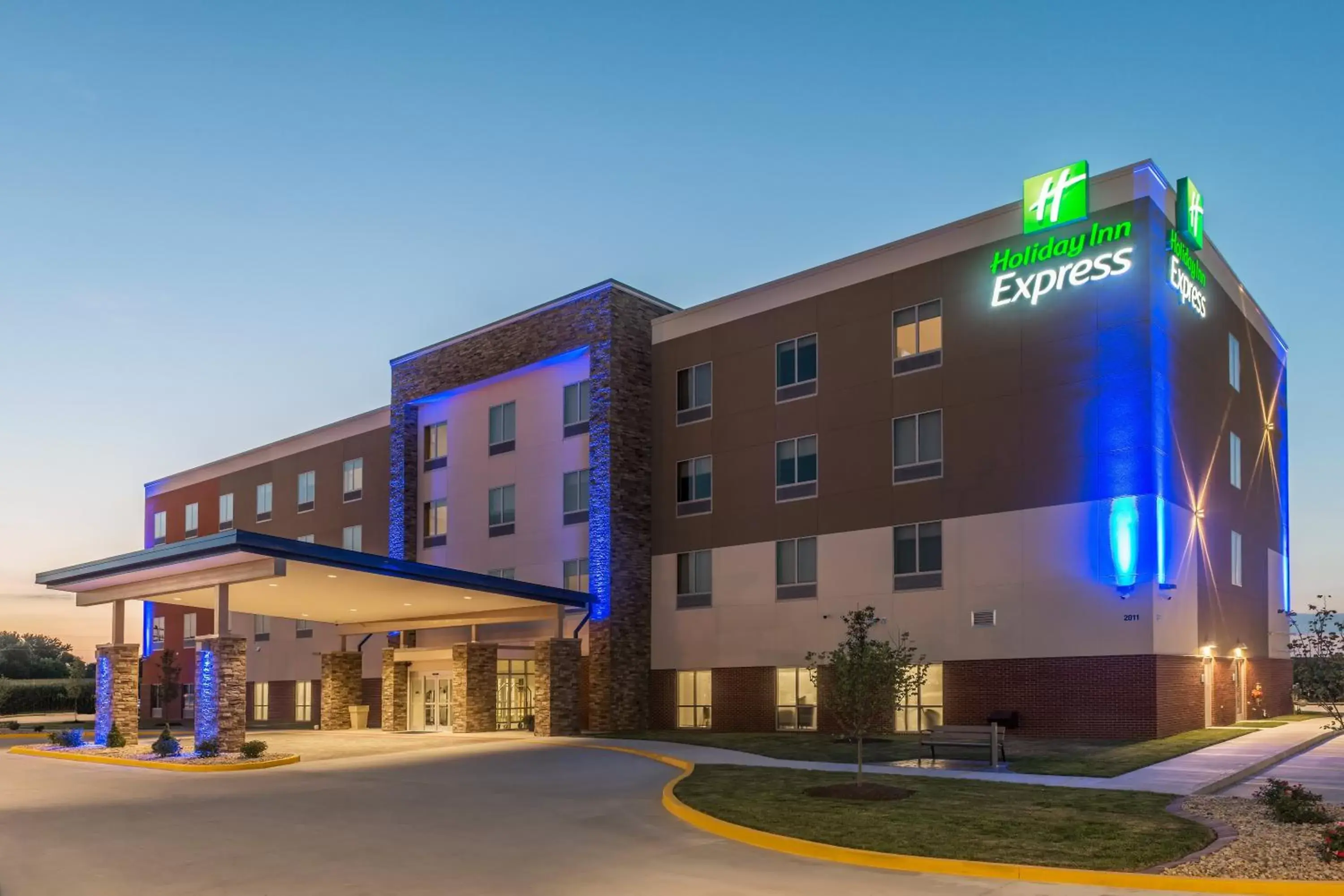 Property building in Holiday Inn Express Troy, an IHG Hotel