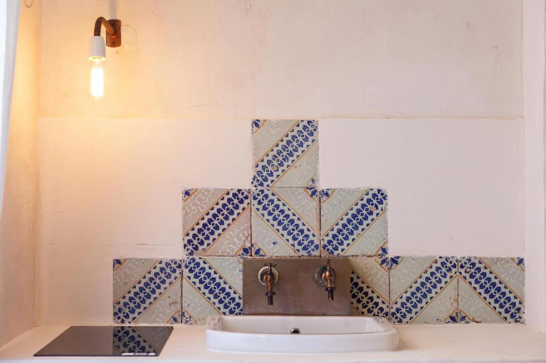 Kitchen or kitchenette, Bathroom in Borgo Sentinella