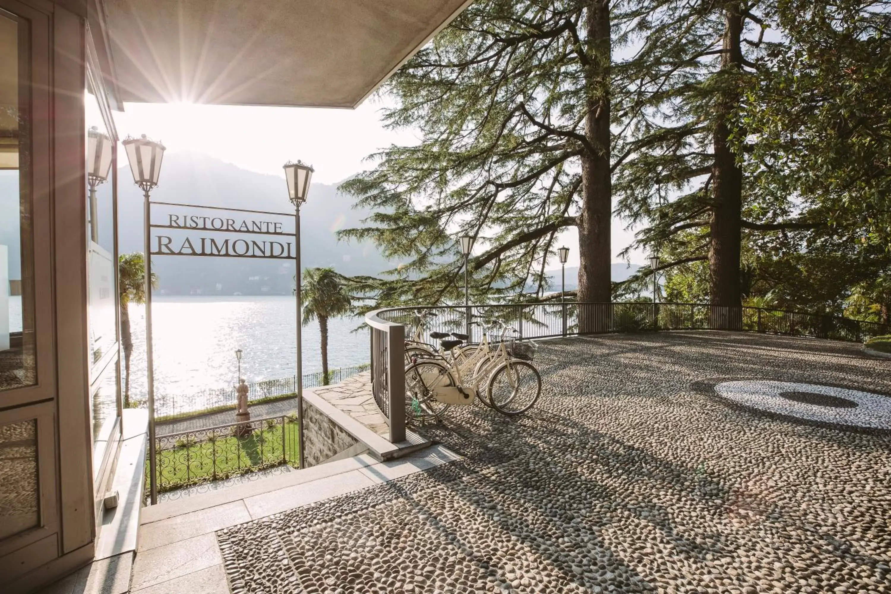 Facade/entrance in Hotel Villa Flori