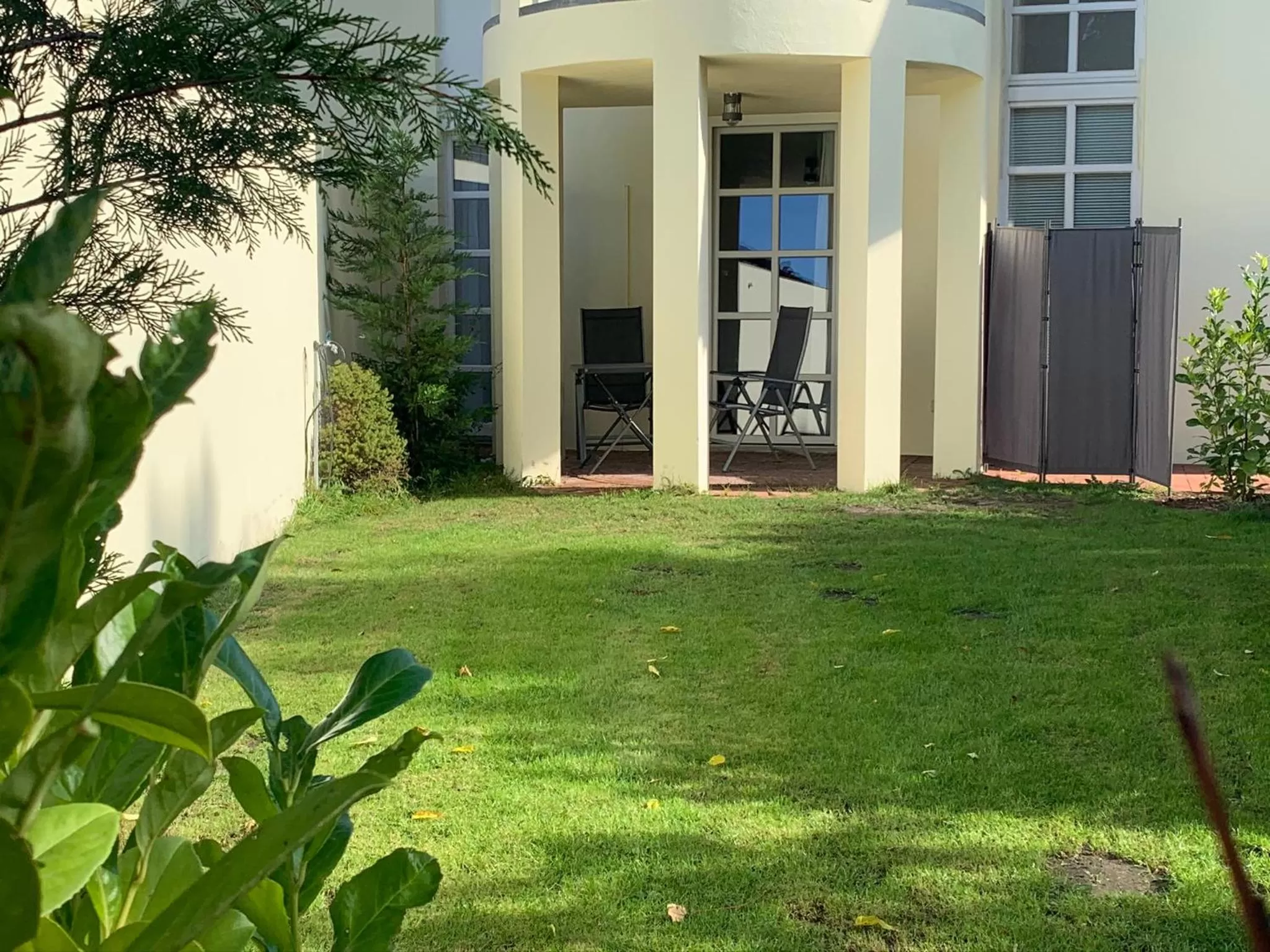 Garden view in Park-Lodge Am Rohrbusch