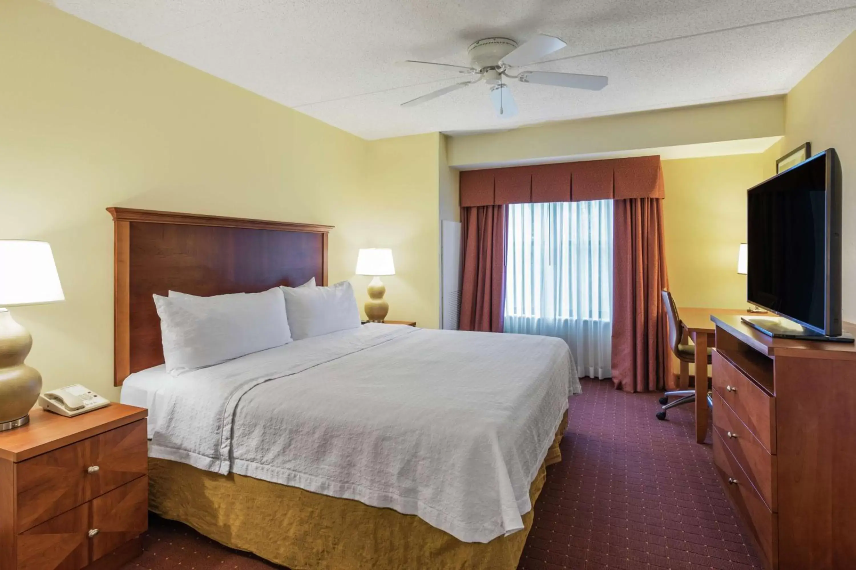 Bedroom, Bed in Homewood Suites by Hilton Newark-Wilmington South Area