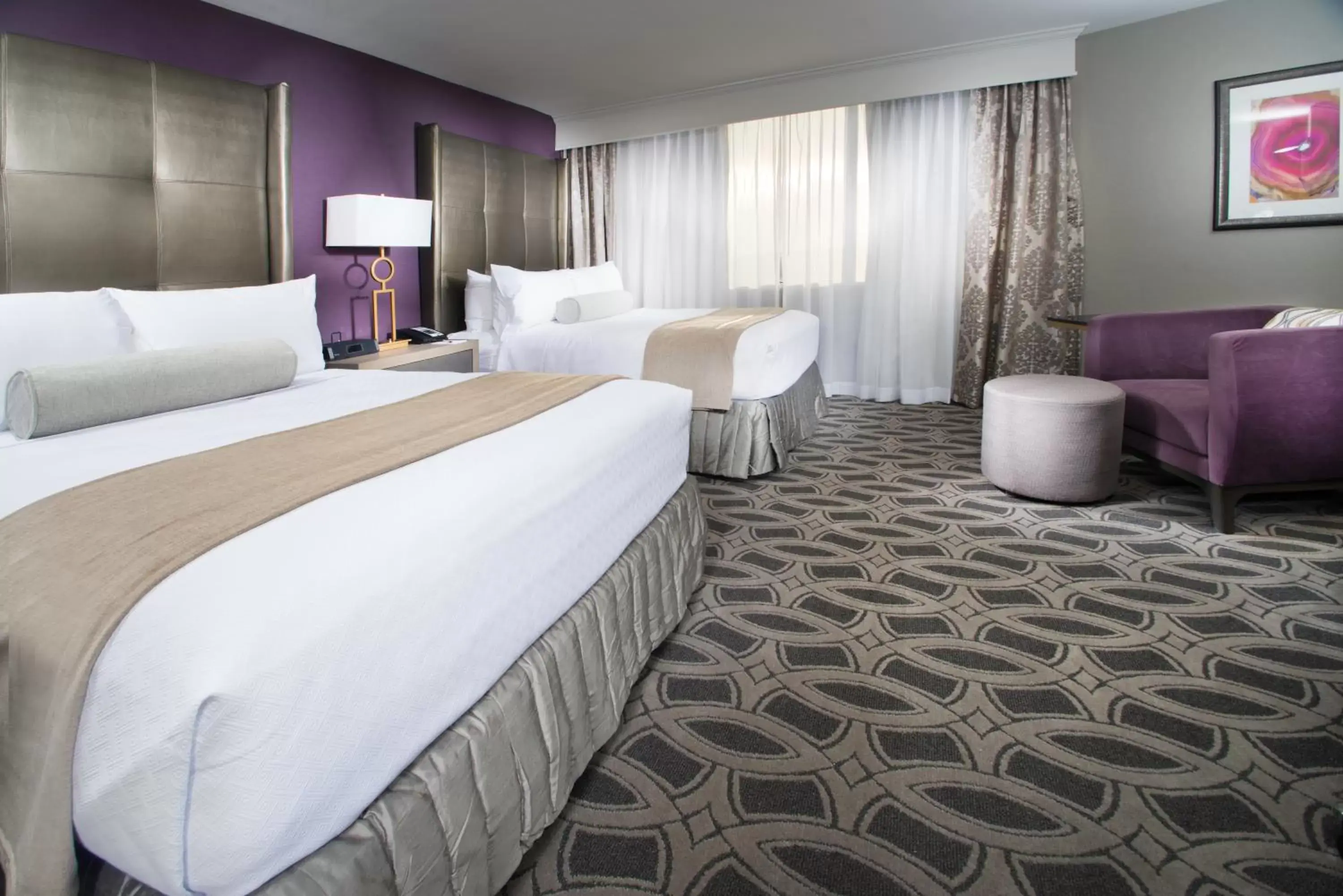 Photo of the whole room, Bed in Crowne Plaza Saddle Brook, an IHG Hotel