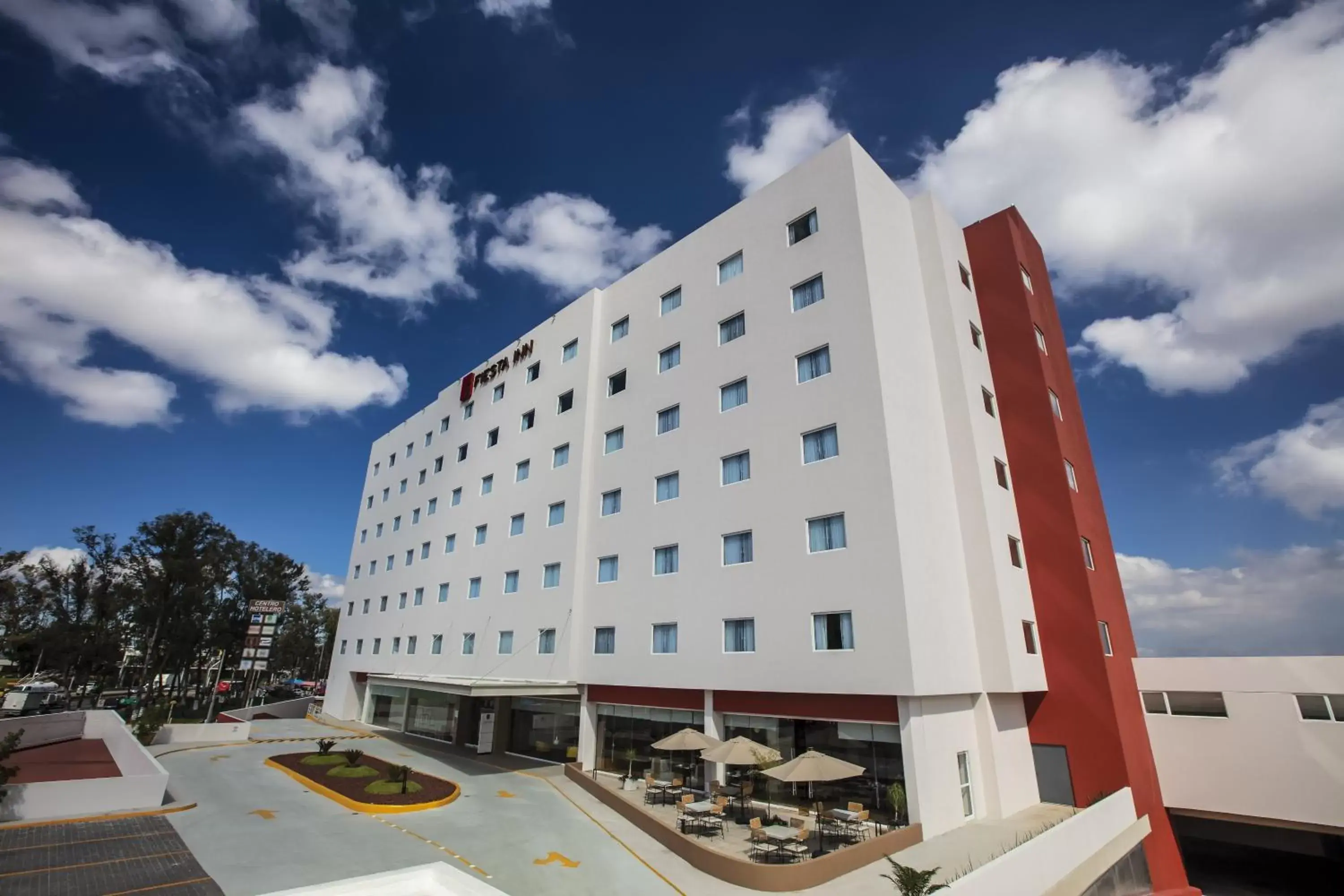 Property Building in Fiesta Inn Guadalajara Periferico Poniente