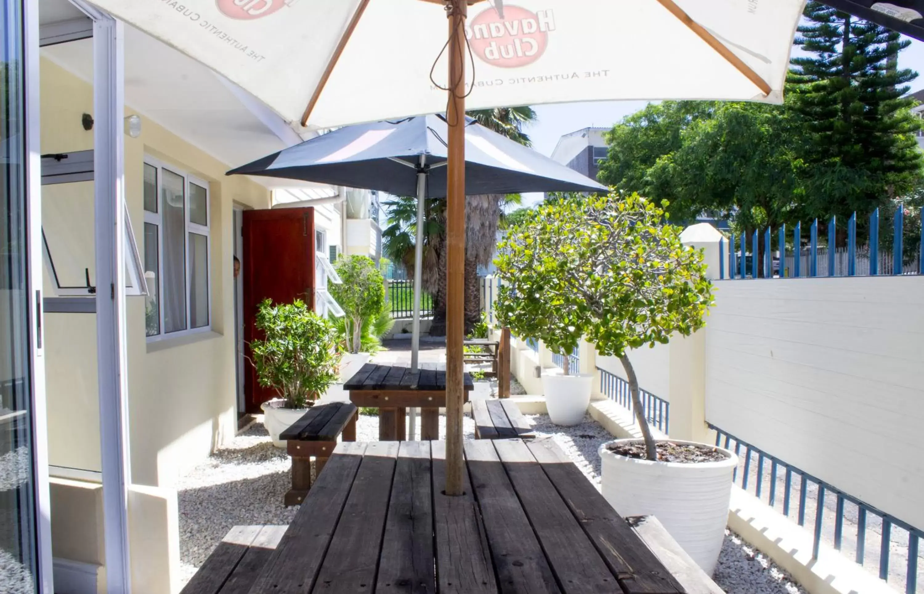 Patio in The Russel Hotel