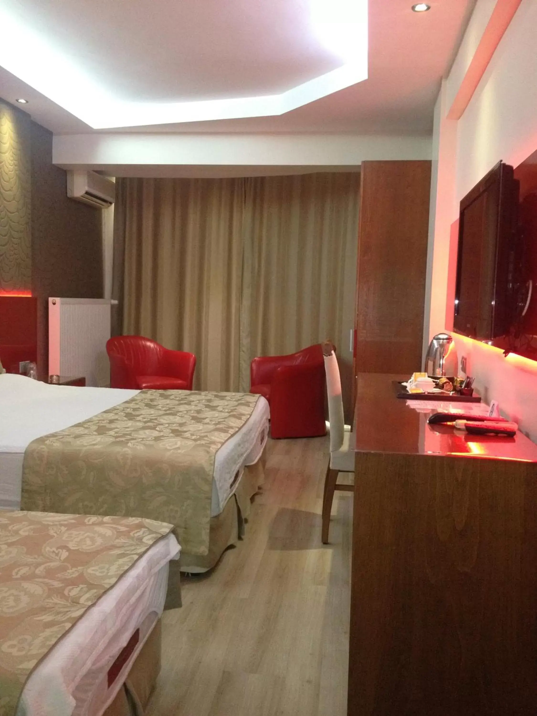 Photo of the whole room, Bed in Anil Hotel