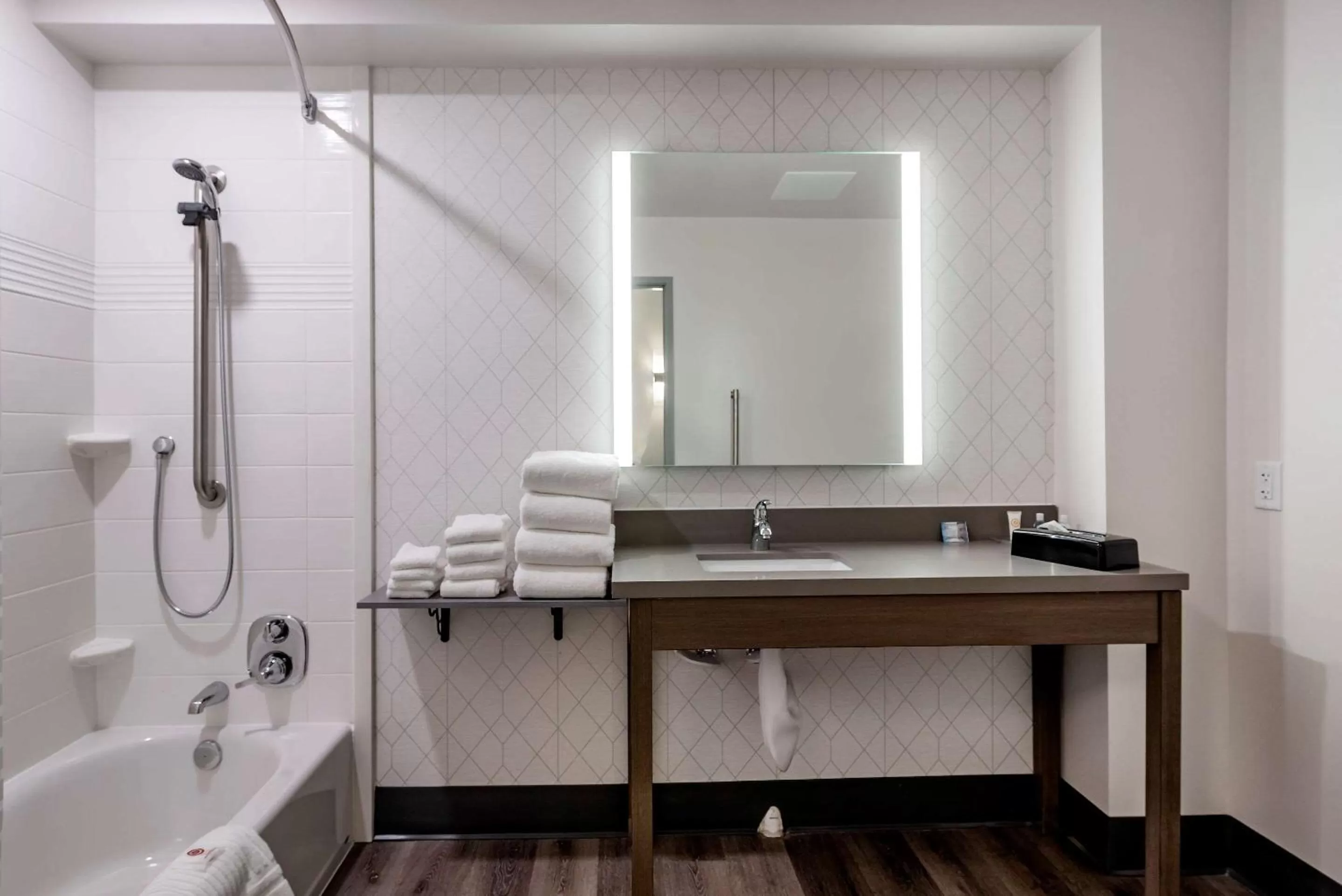 Bathroom in Comfort Suites Colorado Springs East - Medical Center Area