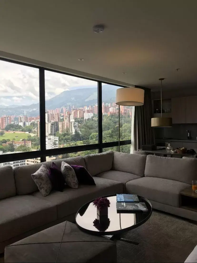 VIP, Seating Area in Hotel York Luxury Suites Medellin by Preferred