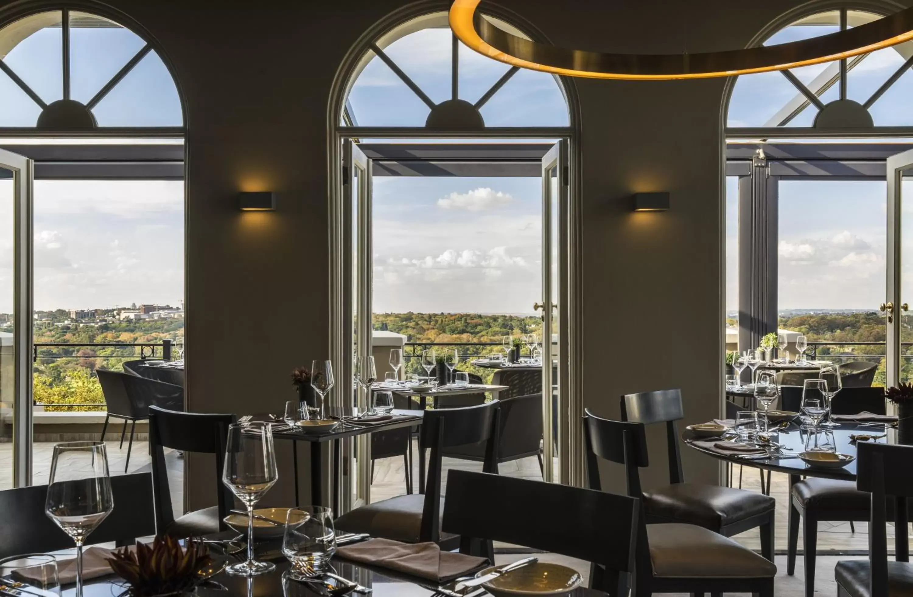 Food and drinks, Restaurant/Places to Eat in Four Seasons Hotel The Westcliff