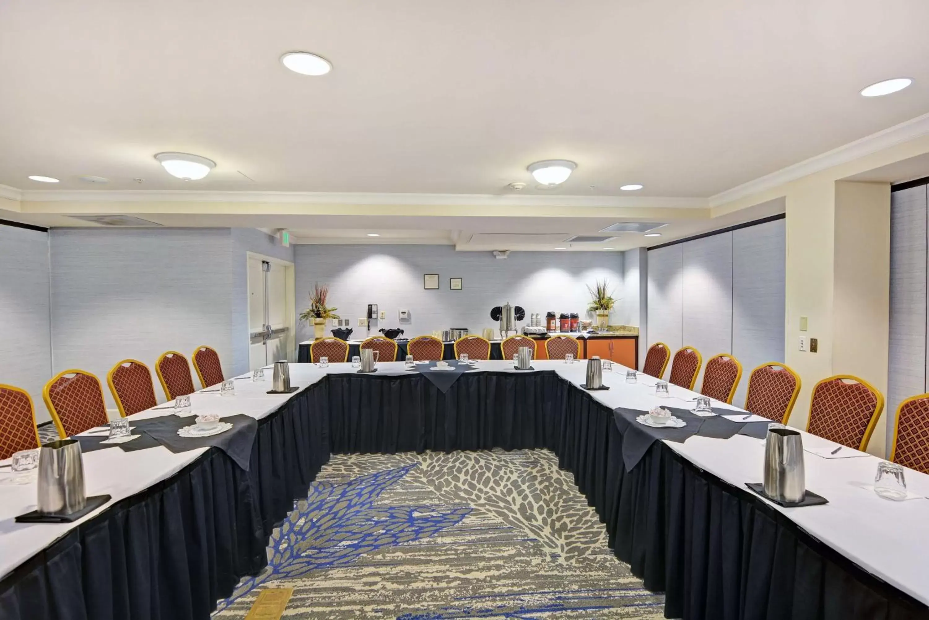 Meeting/conference room in Embassy Suites Valencia