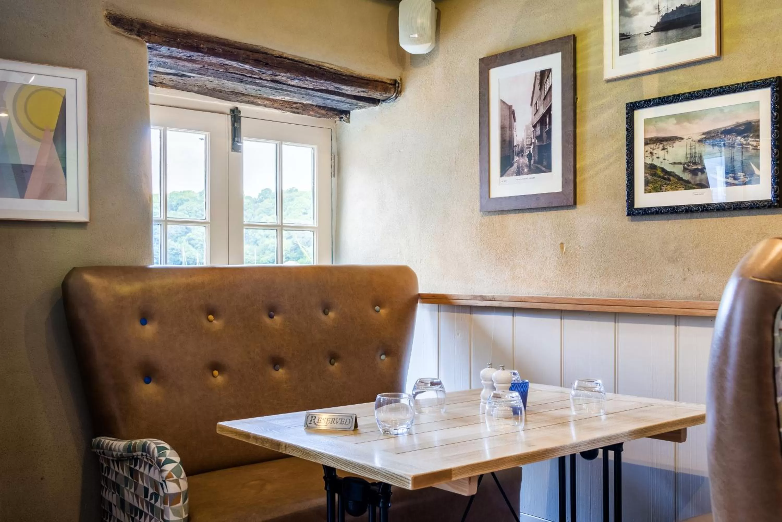 Food and drinks in Havener's