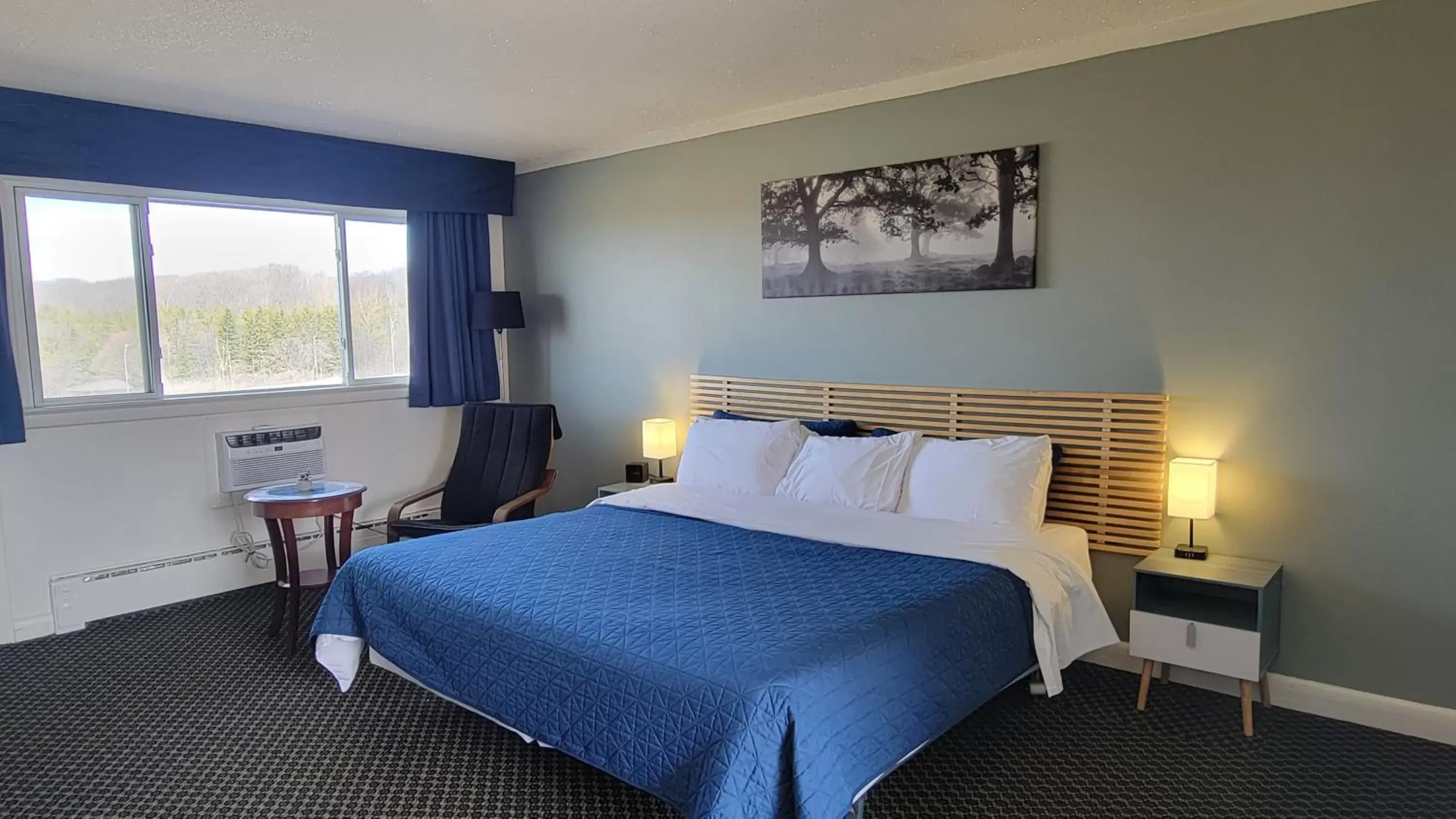 Bedroom, Bed in Lord Nelson Motel