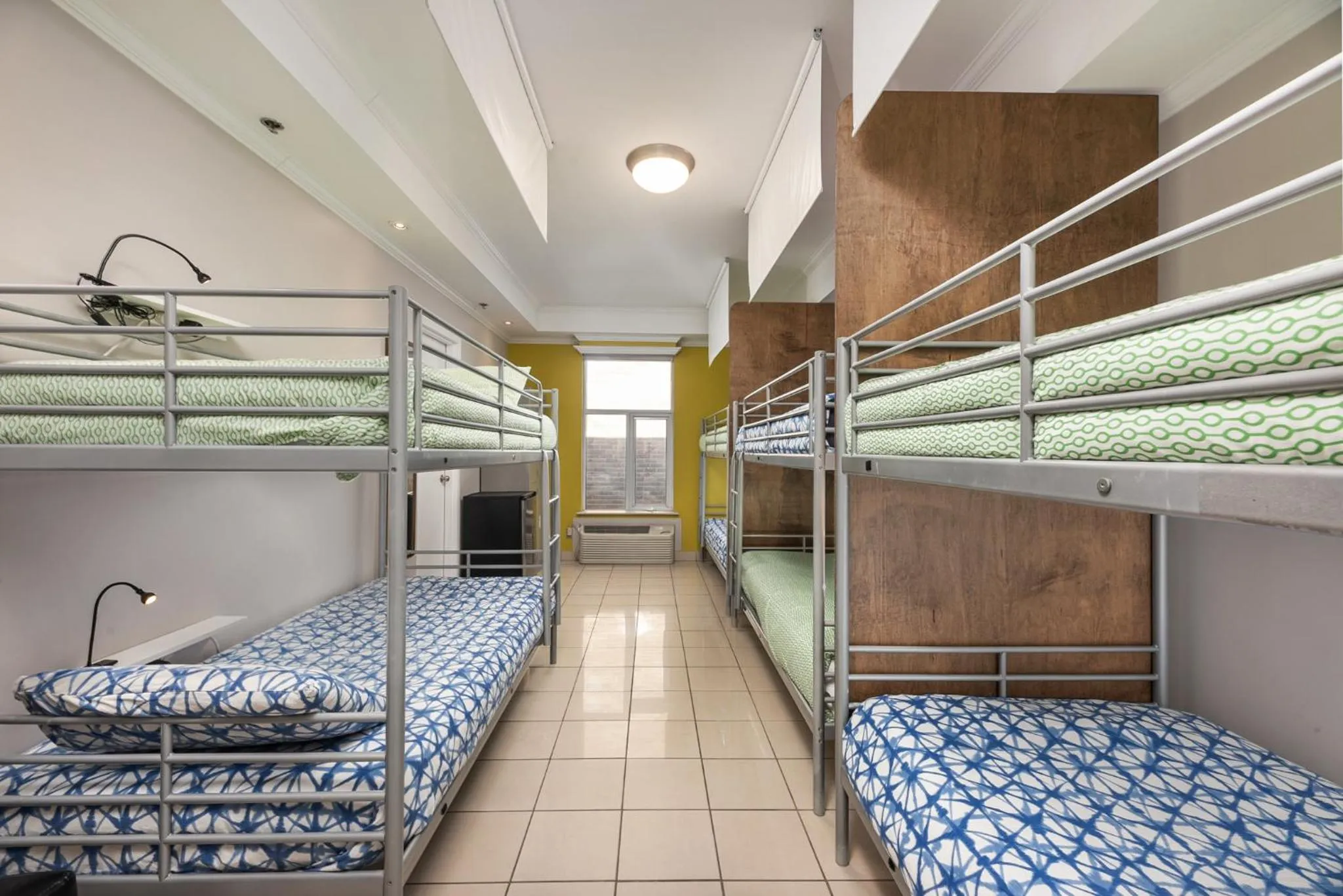 Photo of the whole room, Bed in Samesun Montreal Hotel & Hostel