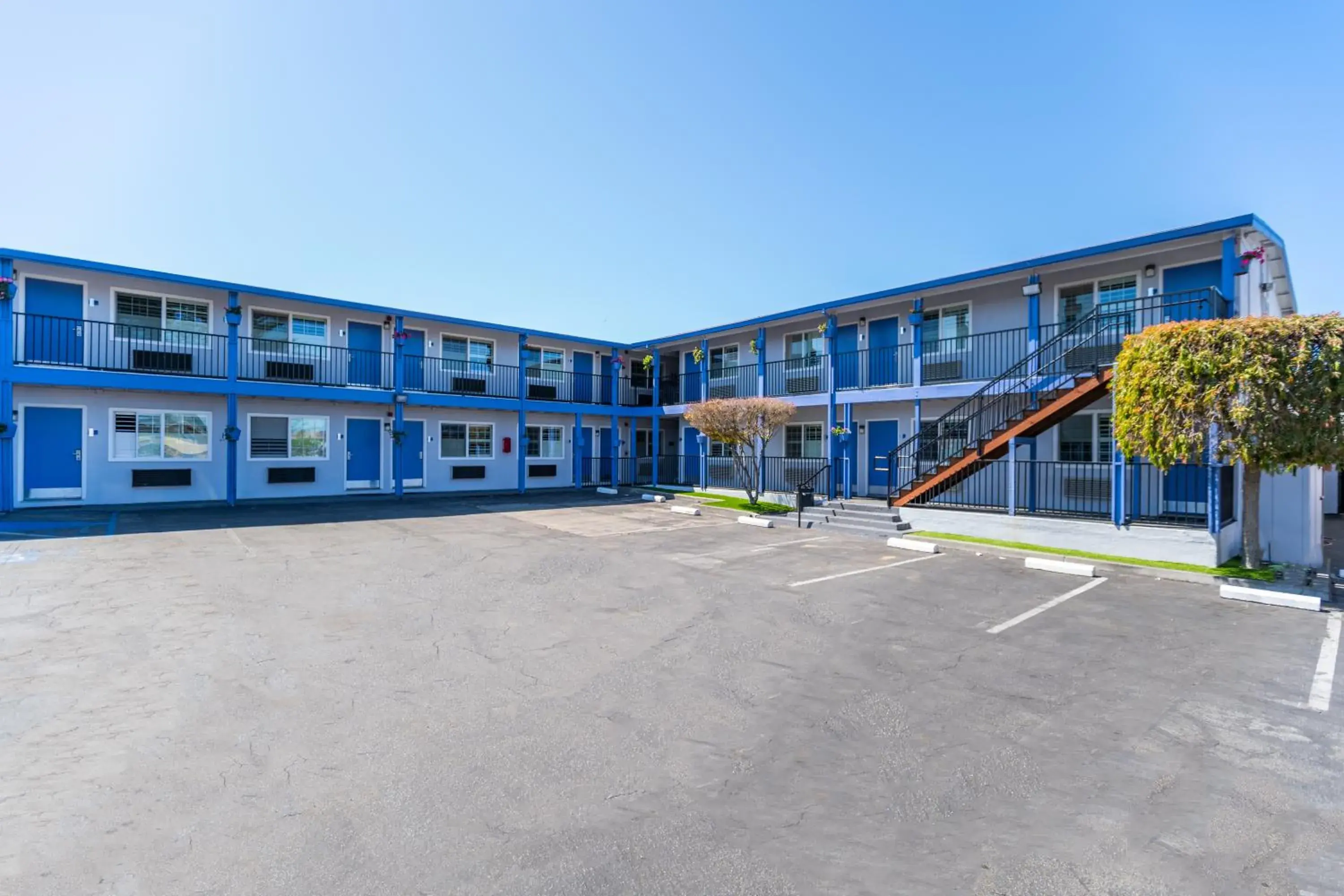 Property Building in SureStay Hotel by Best Western Seaside Monterey