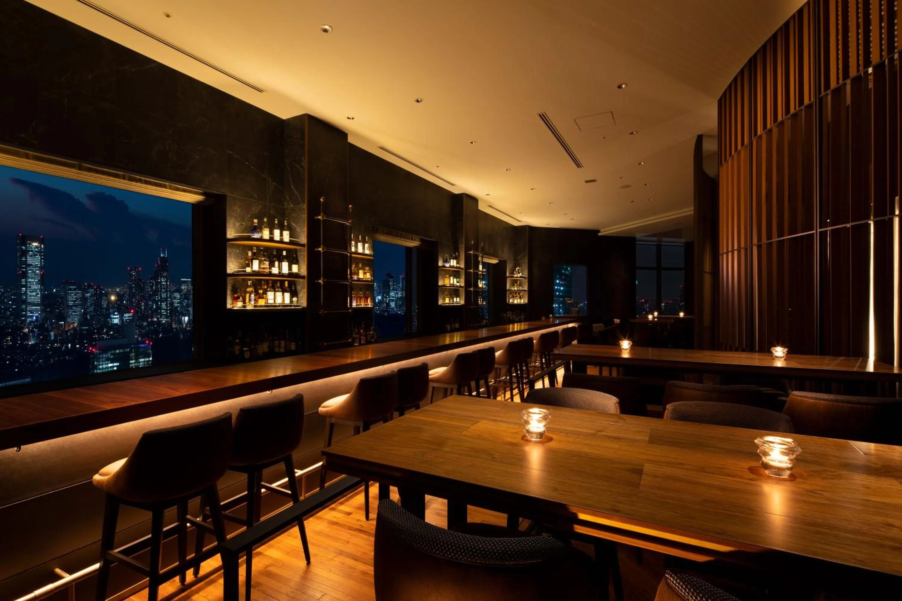 Lounge or bar in Cerulean Tower Tokyu Hotel, A Pan Pacific Partner Hotel