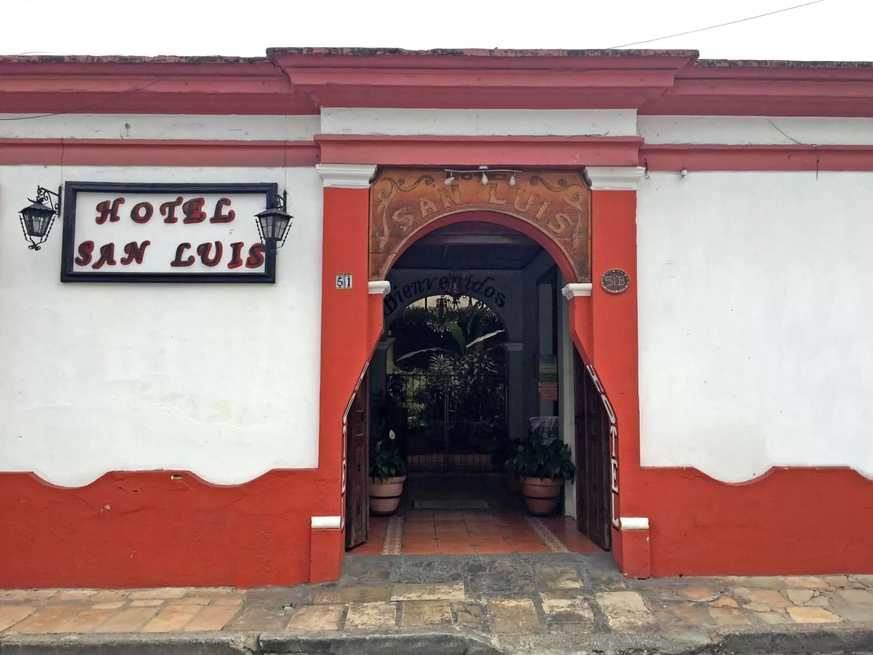 Facade/entrance in Hotel San Luis