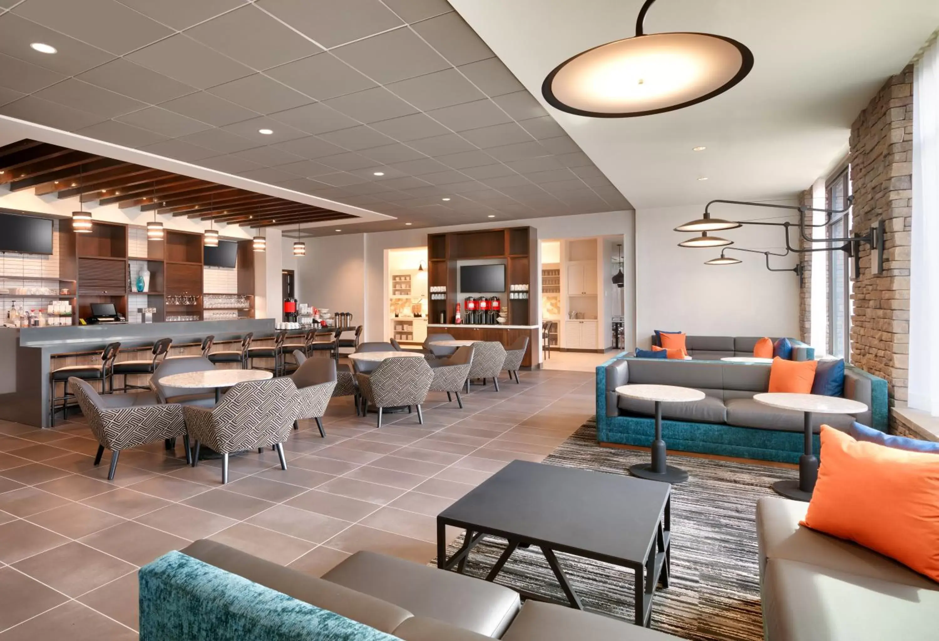 Lounge or bar, Lounge/Bar in Hyatt Place Anchorage-Midtown