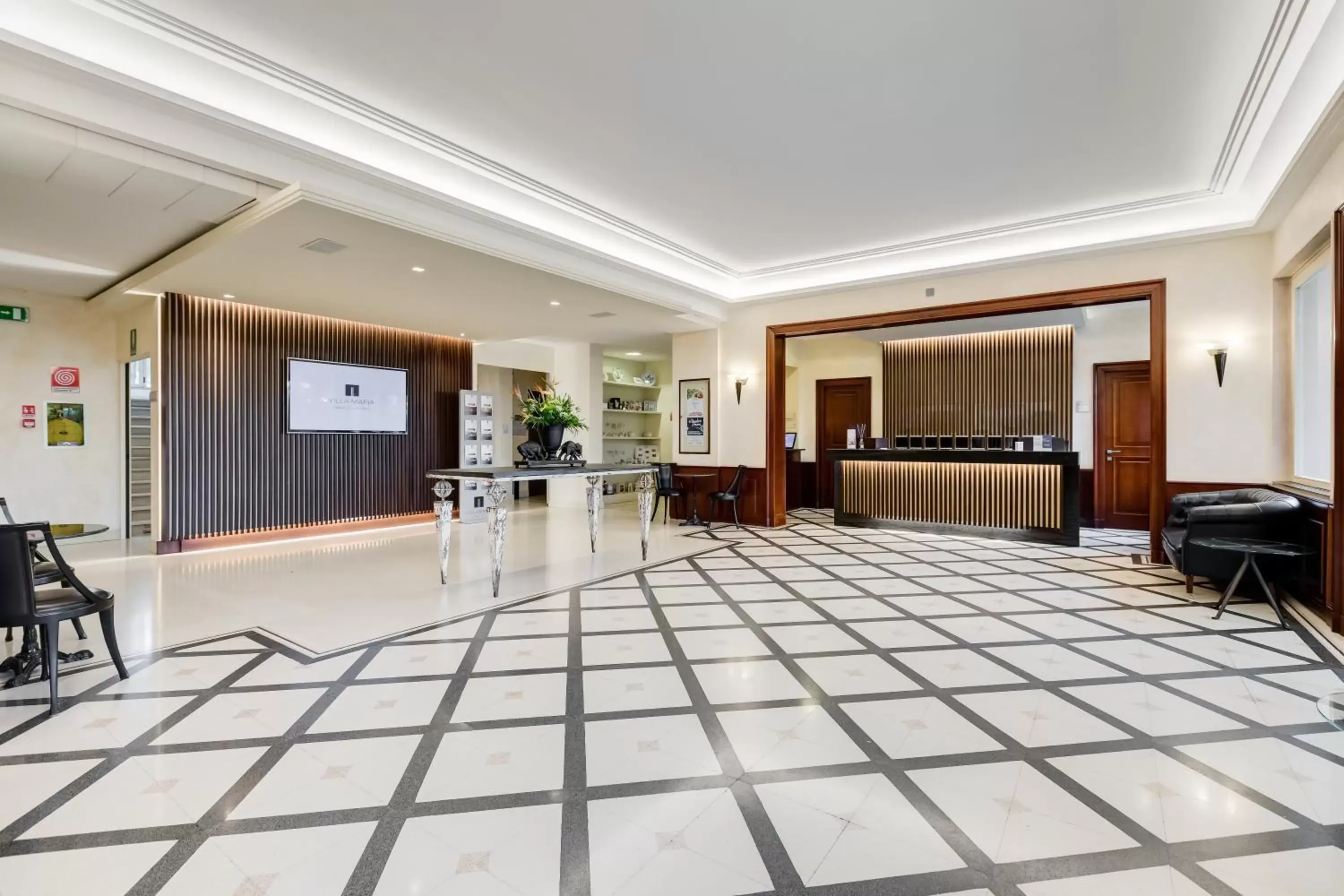 Lobby or reception in Villa Maria Hotel & SPA
