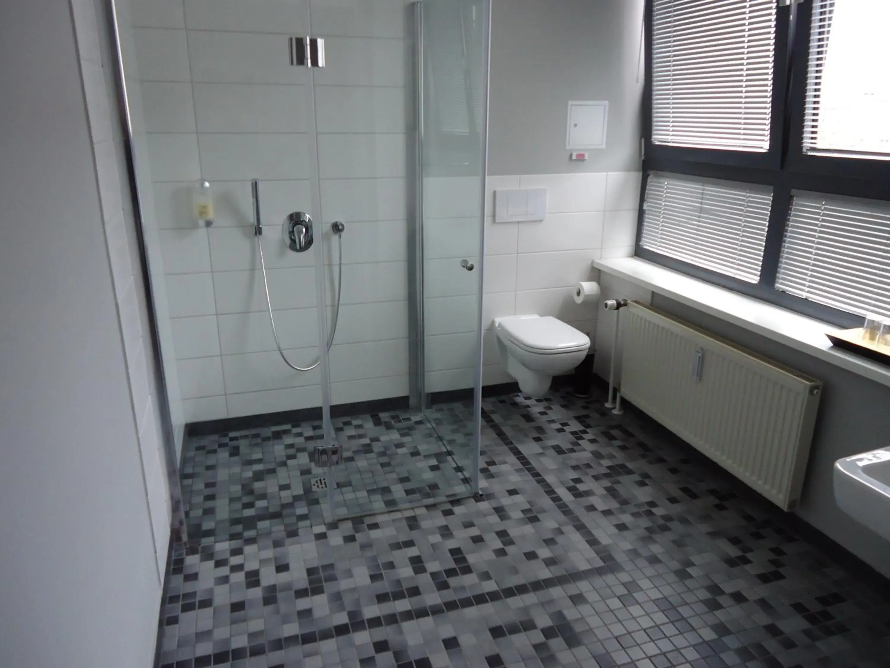 Bathroom in Hotel Arena Inn - Berlin Mitte