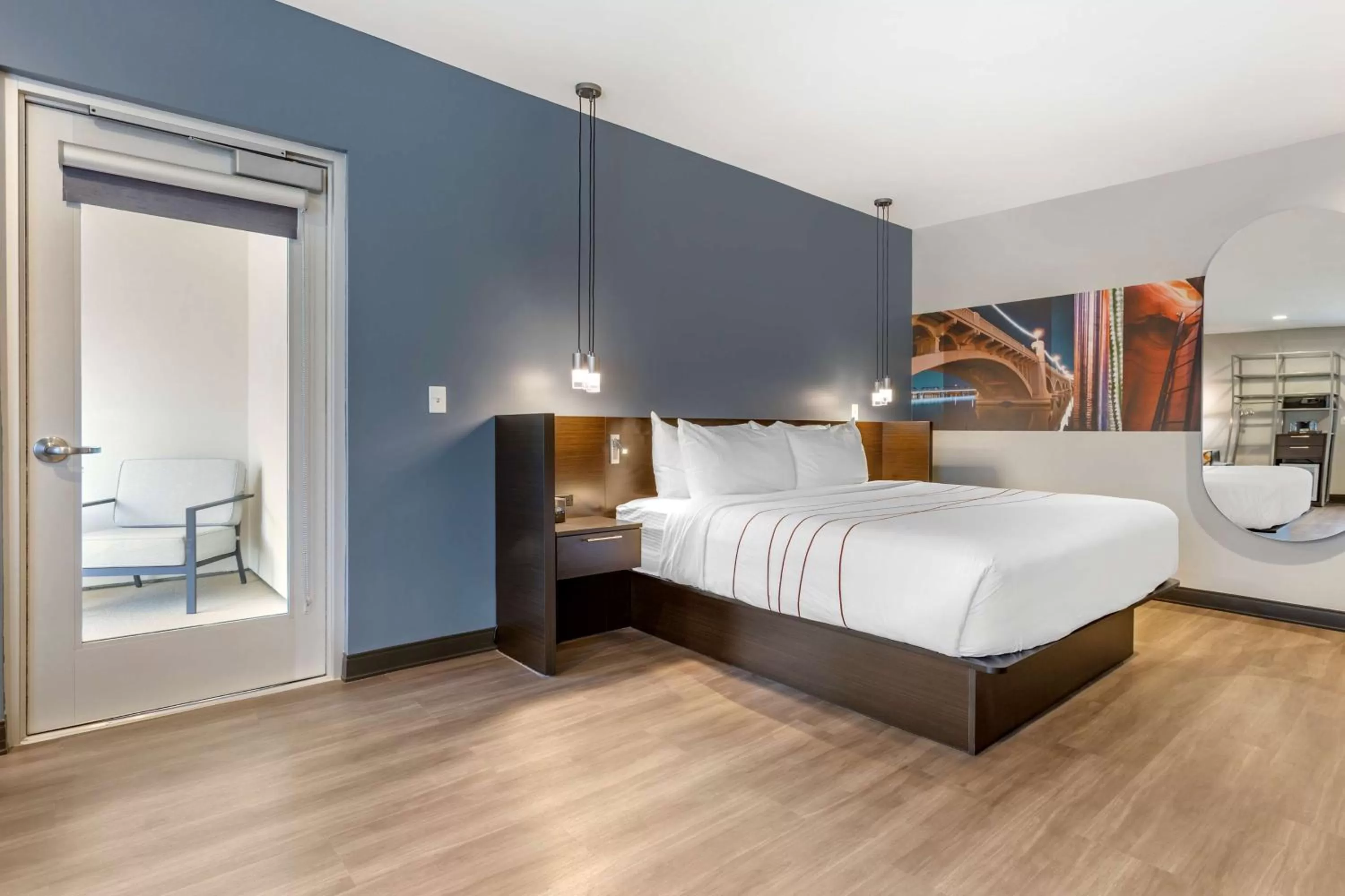 Bedroom, Bed in Vīb Hotel by Best Western Phoenix - Tempe