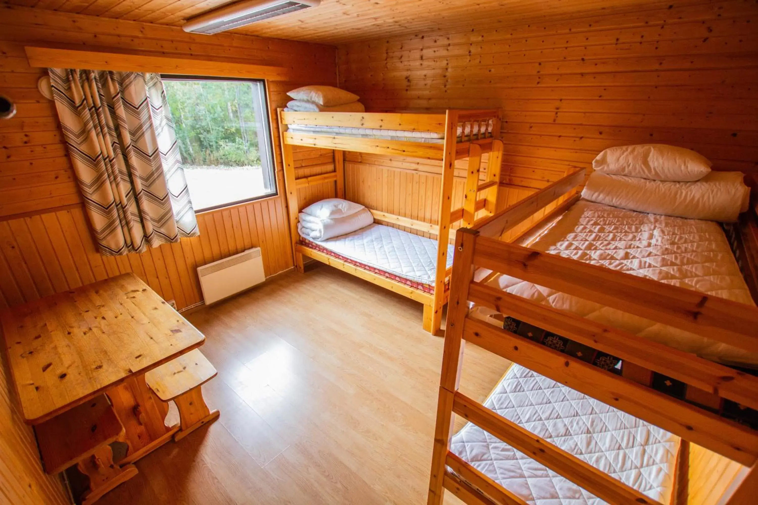 bunk bed in Motelli Rovaniemi