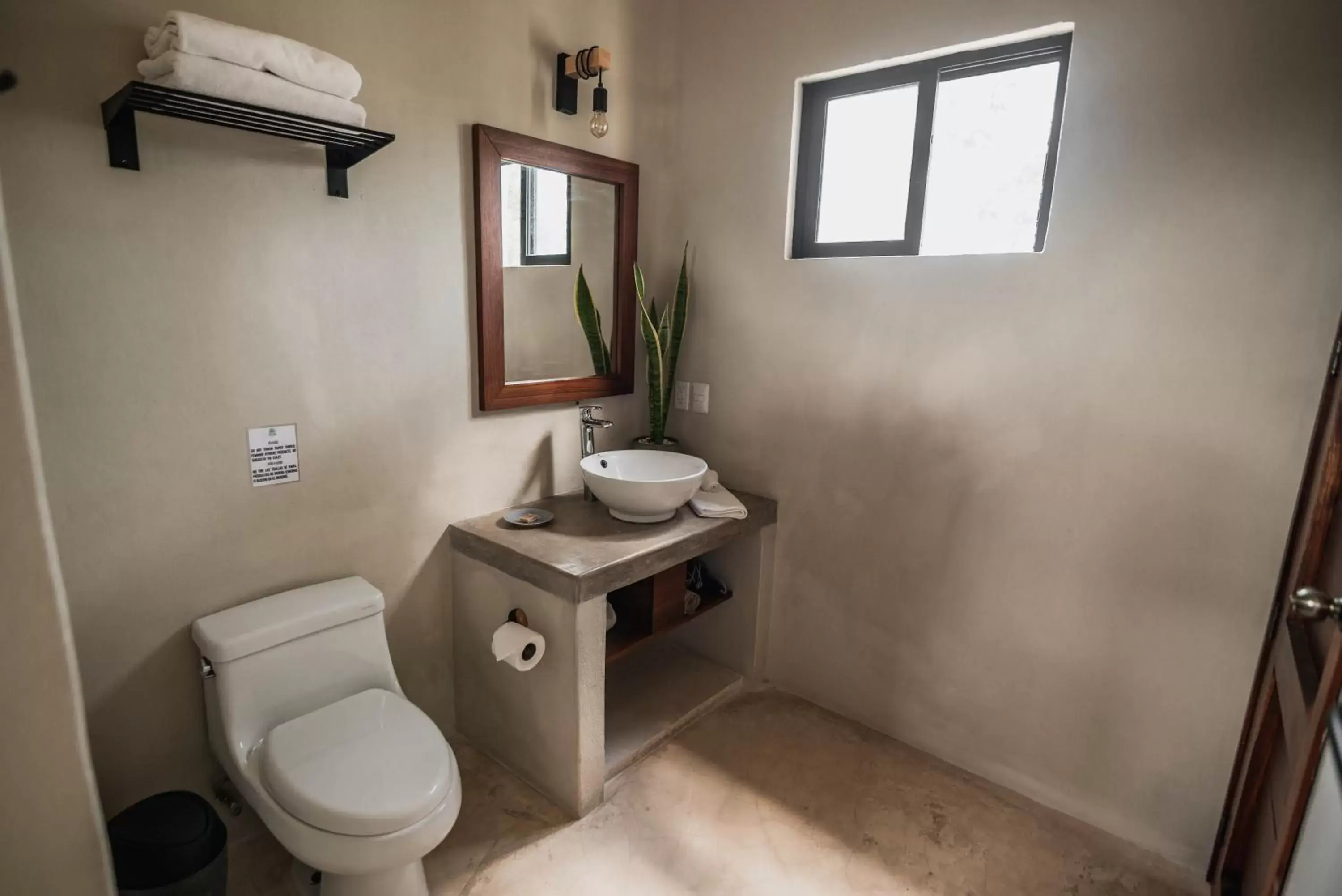 Bathroom in Blue Palm Bacalar