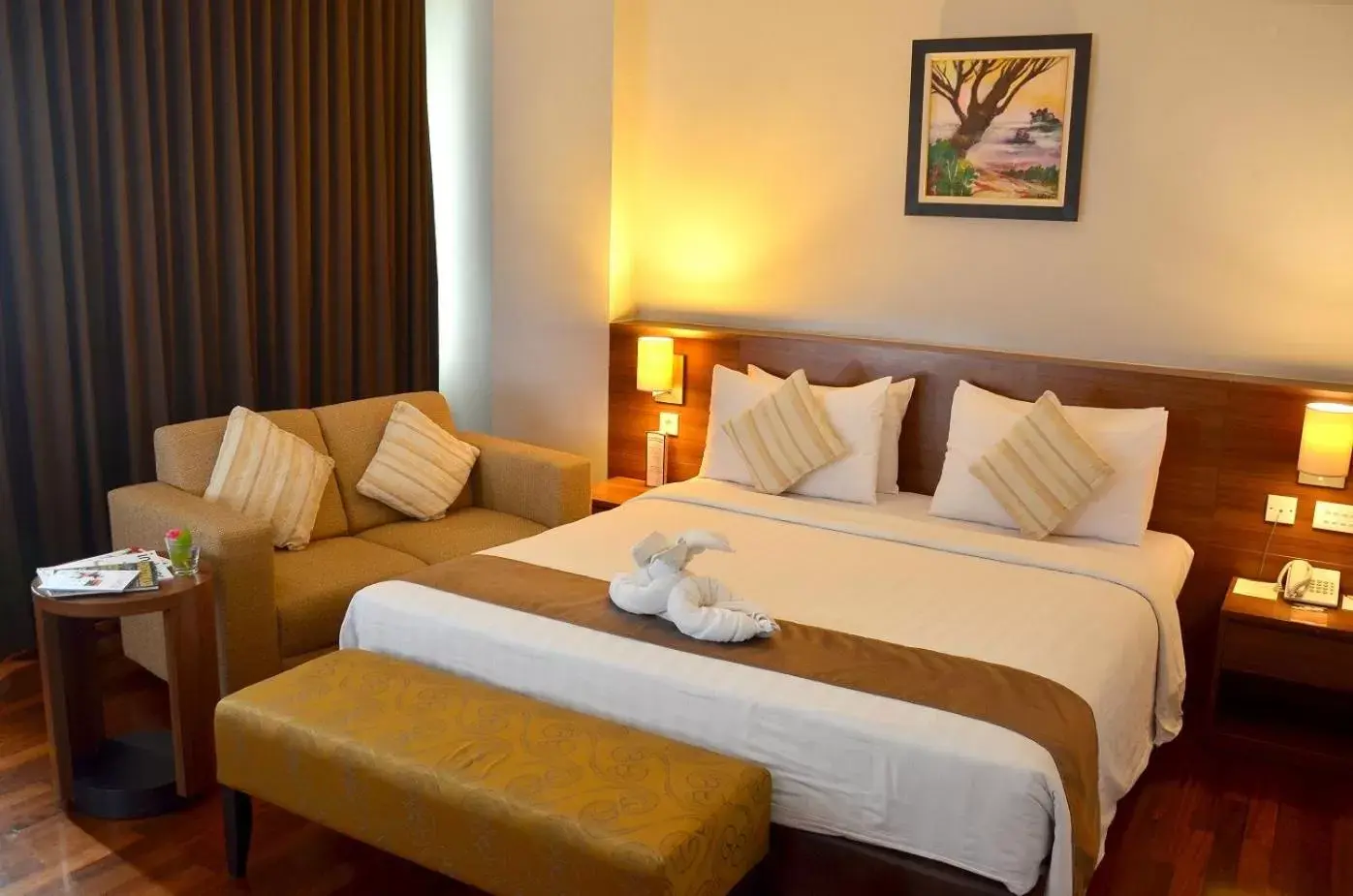 Bed in Grand Cakra Hotel Malang