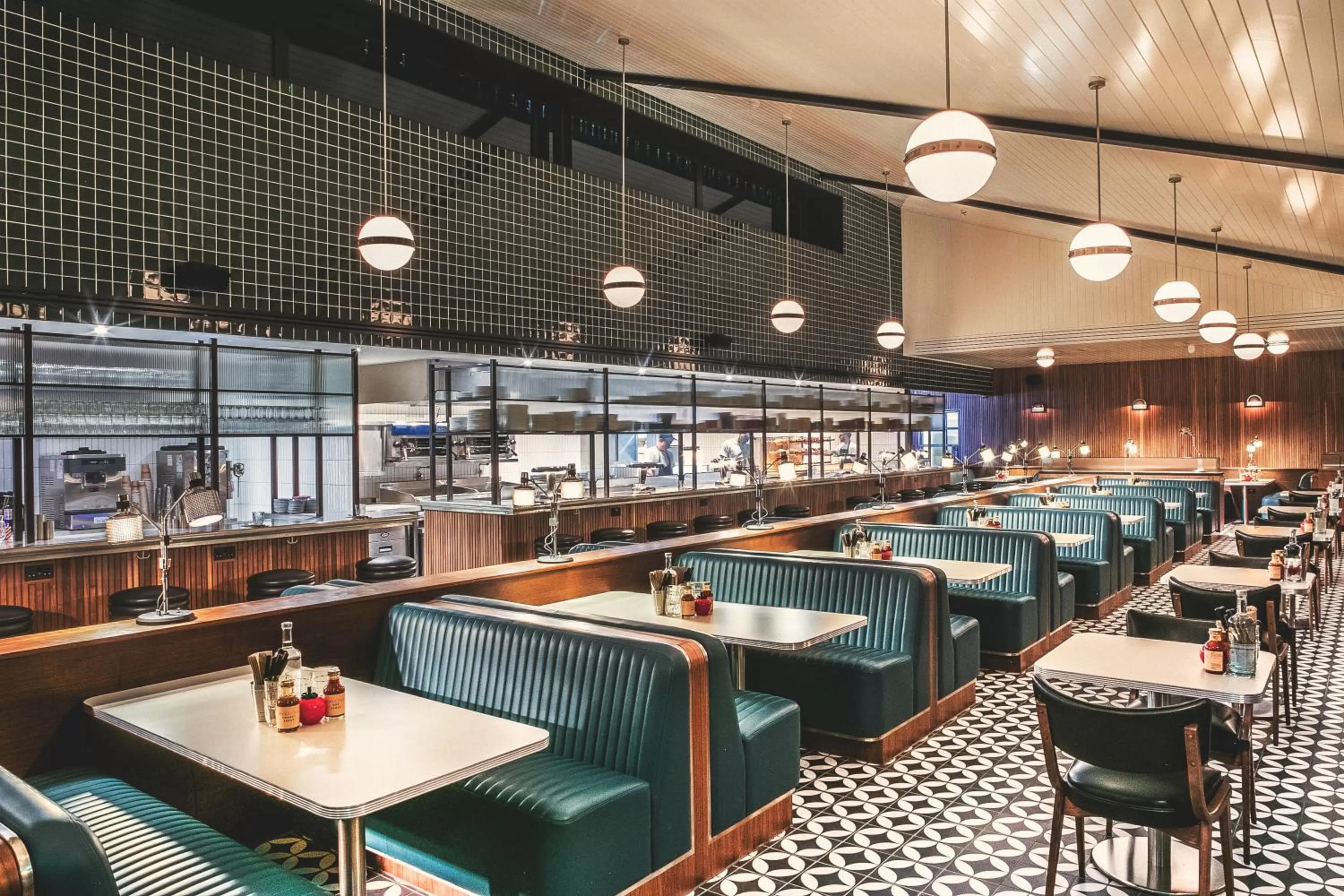 Restaurant/places to eat in Mollie's Motel & Diner Bristol