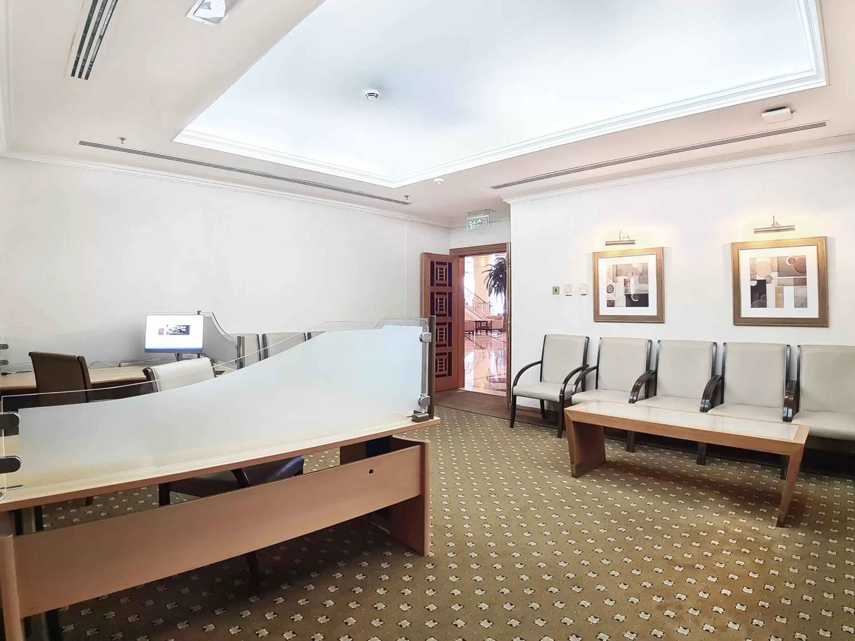 Business facilities in Corniche Hotel Sharjah