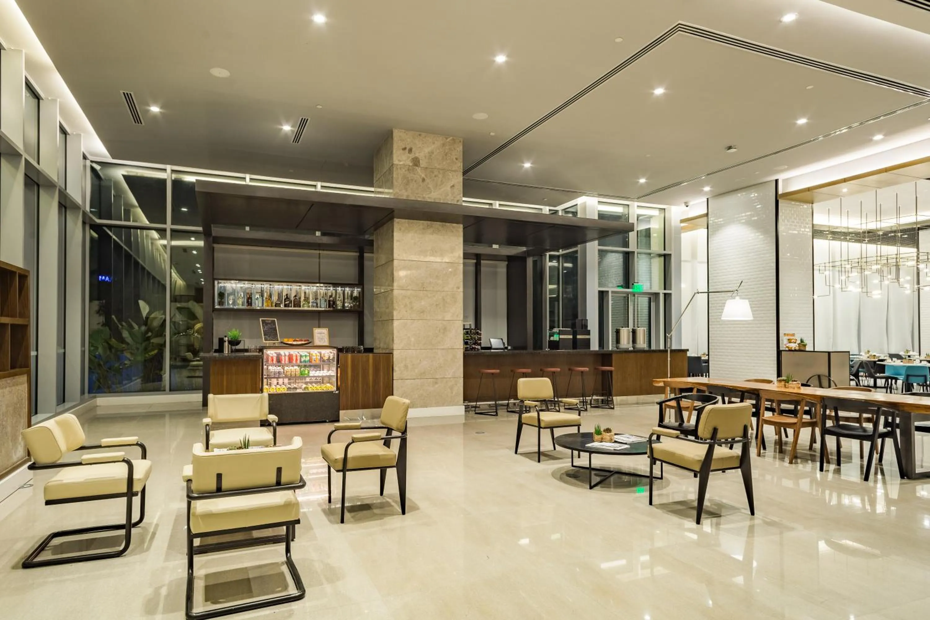 Restaurant/places to eat in Citadines Bay City Manila