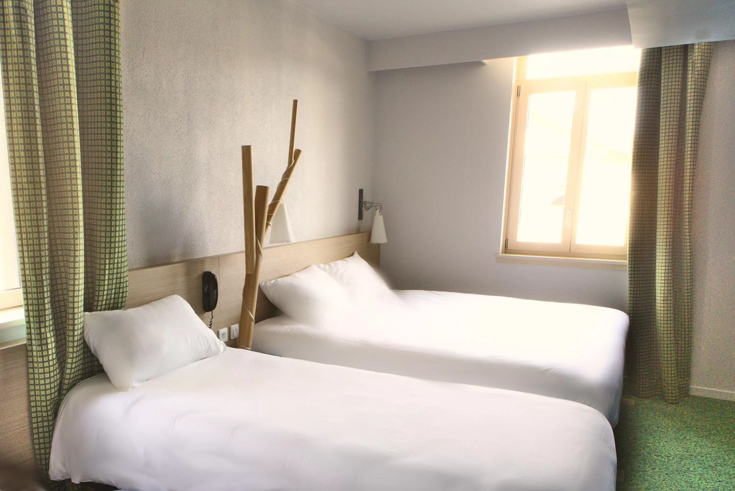 Photo of the whole room, Bed in ibis Styles Moulins Centre