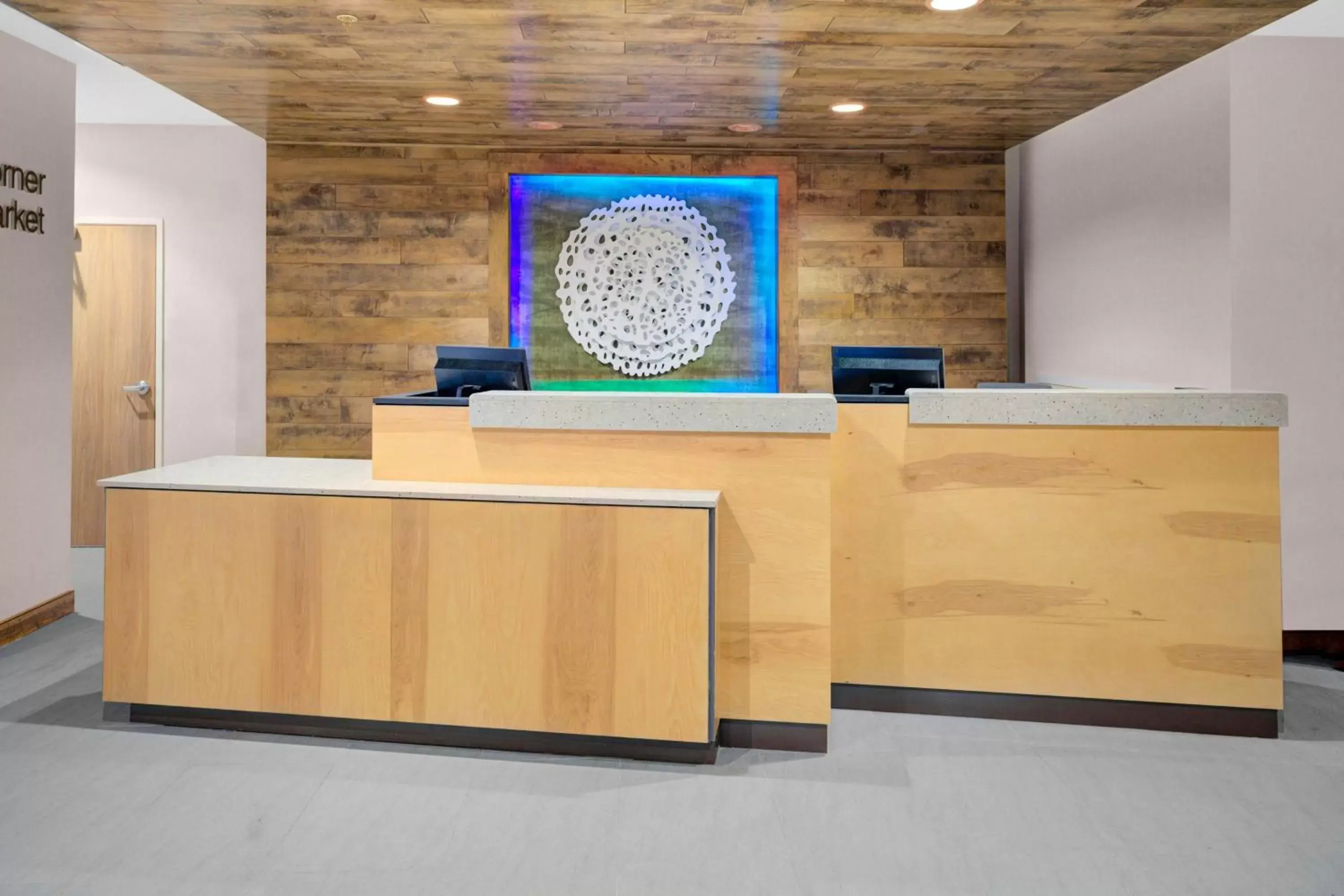 Lobby or reception, Lobby/Reception in Fairfield Inn & Suites by Marriott Roanoke Salem