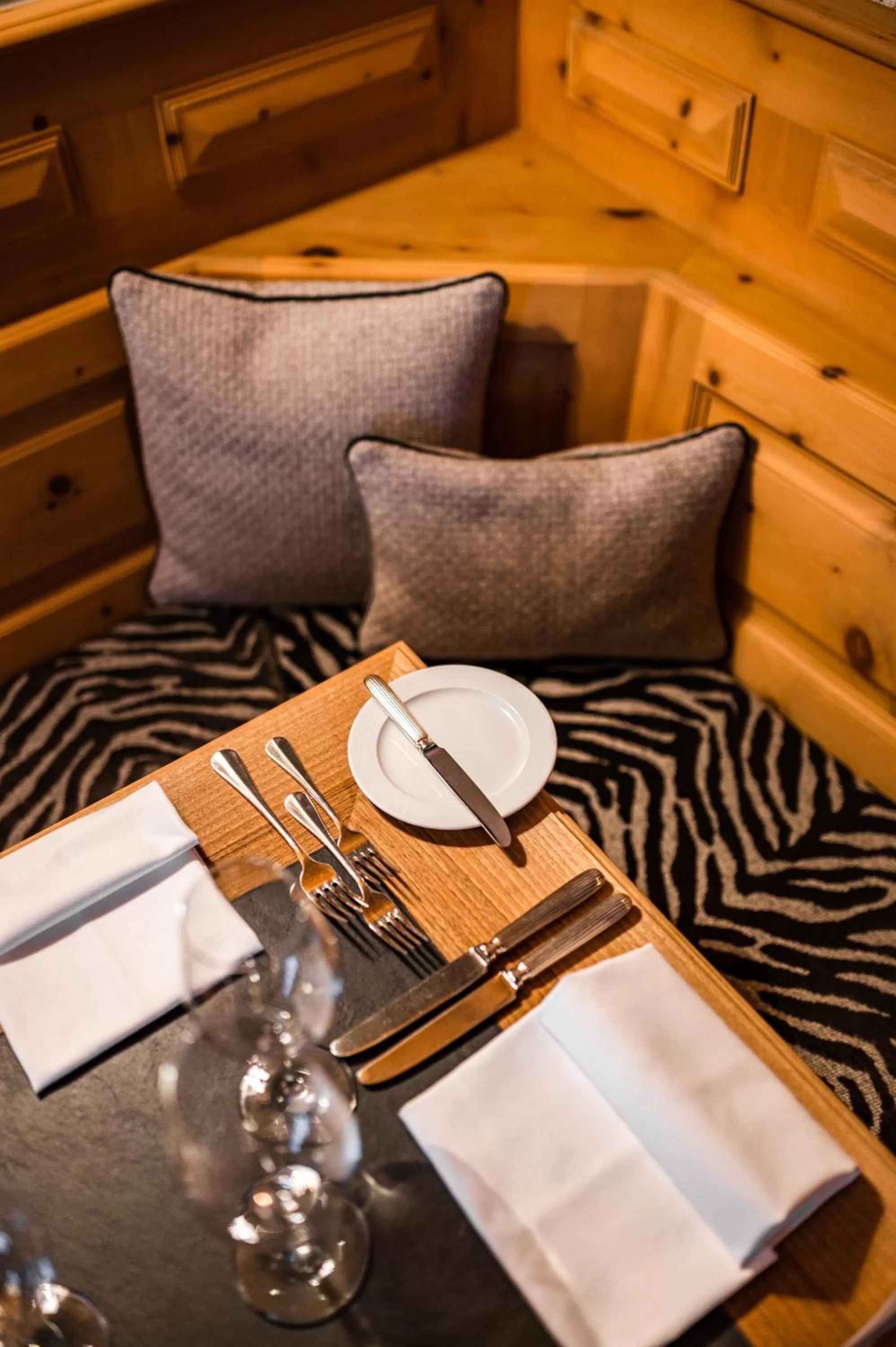 Restaurant/places to eat in Hotel Steinbock Pontresina