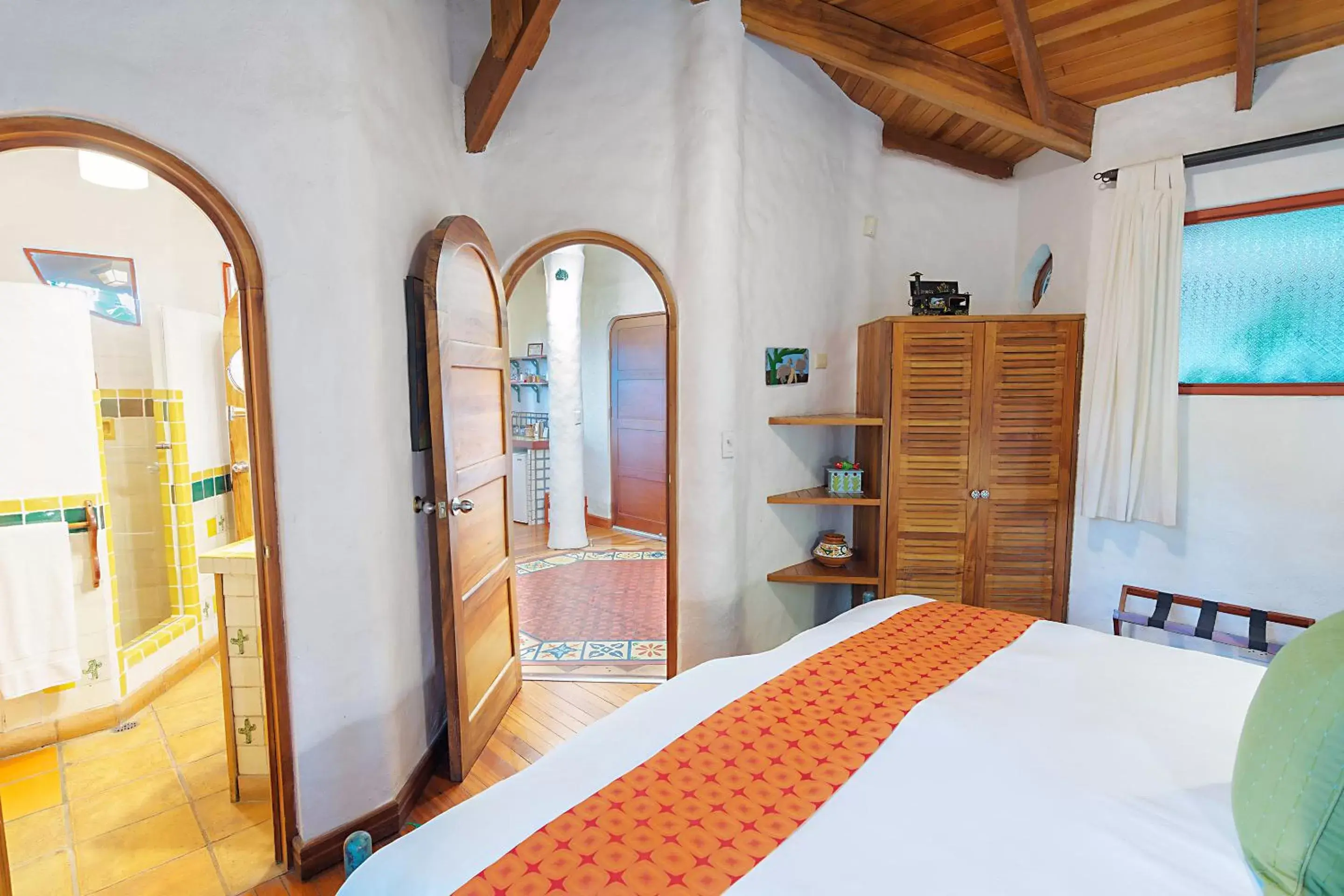 Bedroom, Bed in Finca Rosa Blanca Coffee Farm and Inn