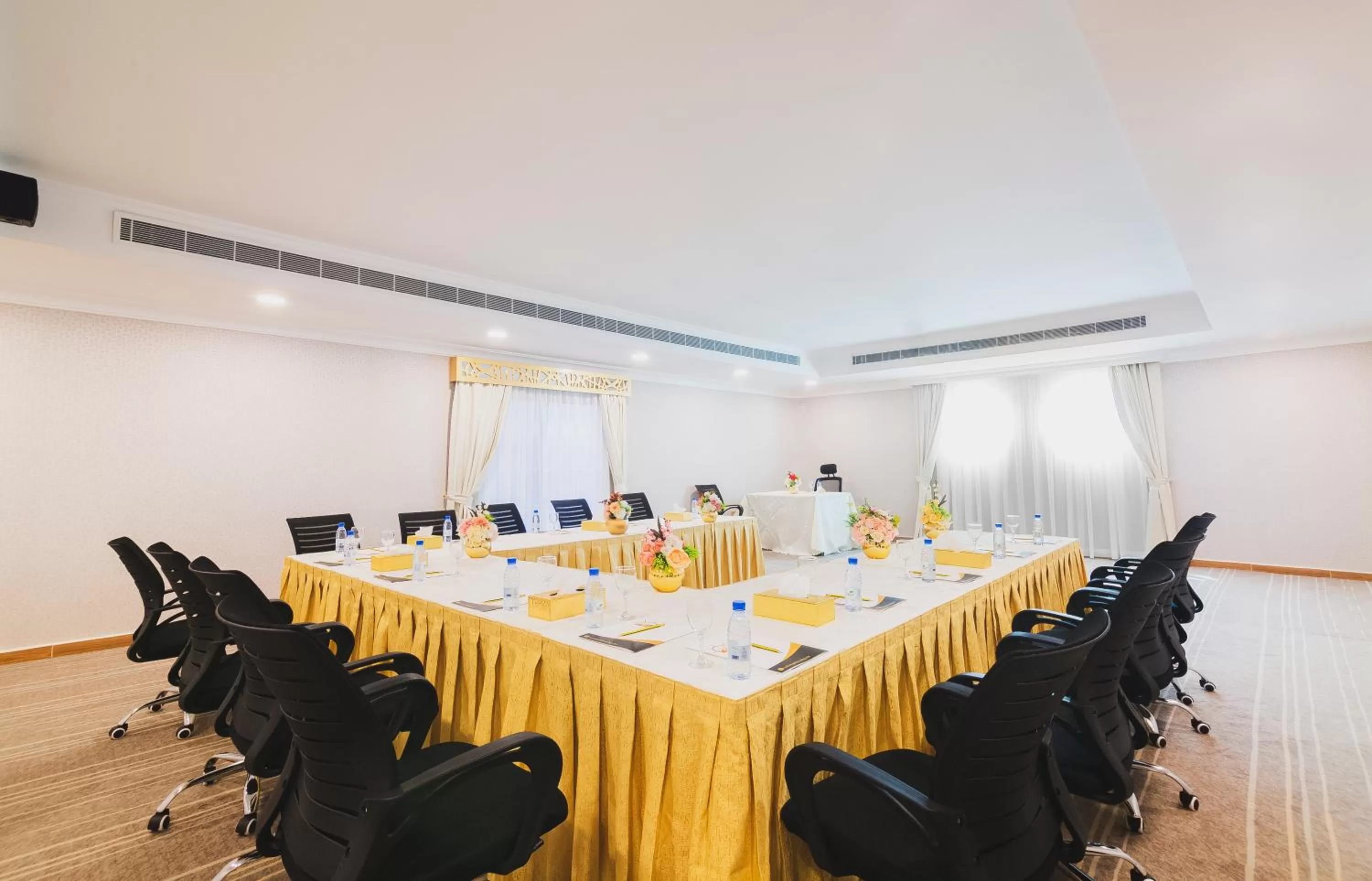 Meeting/conference room in Golden Ship Hotel