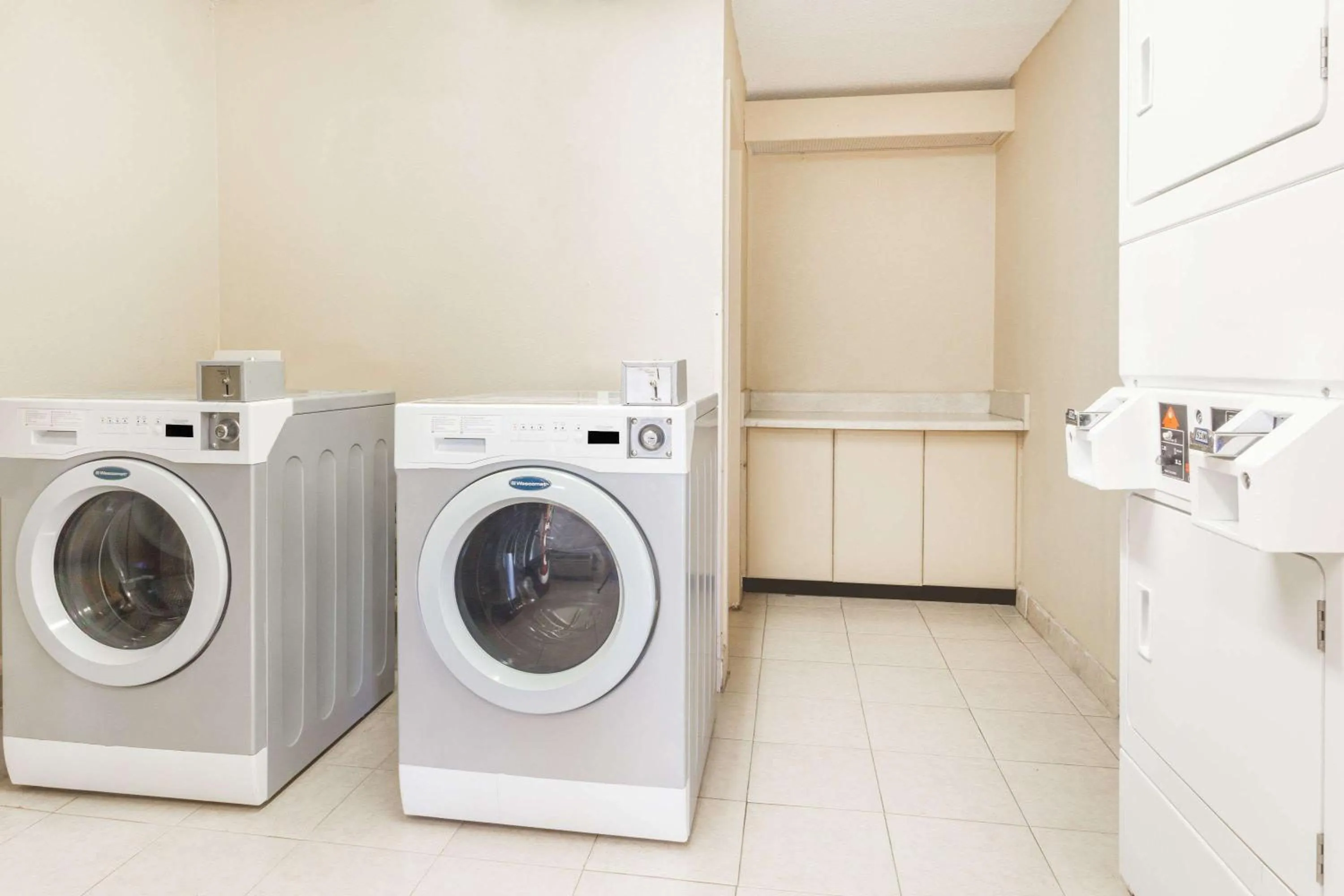 On site in Sweet Dream Inn - University Park