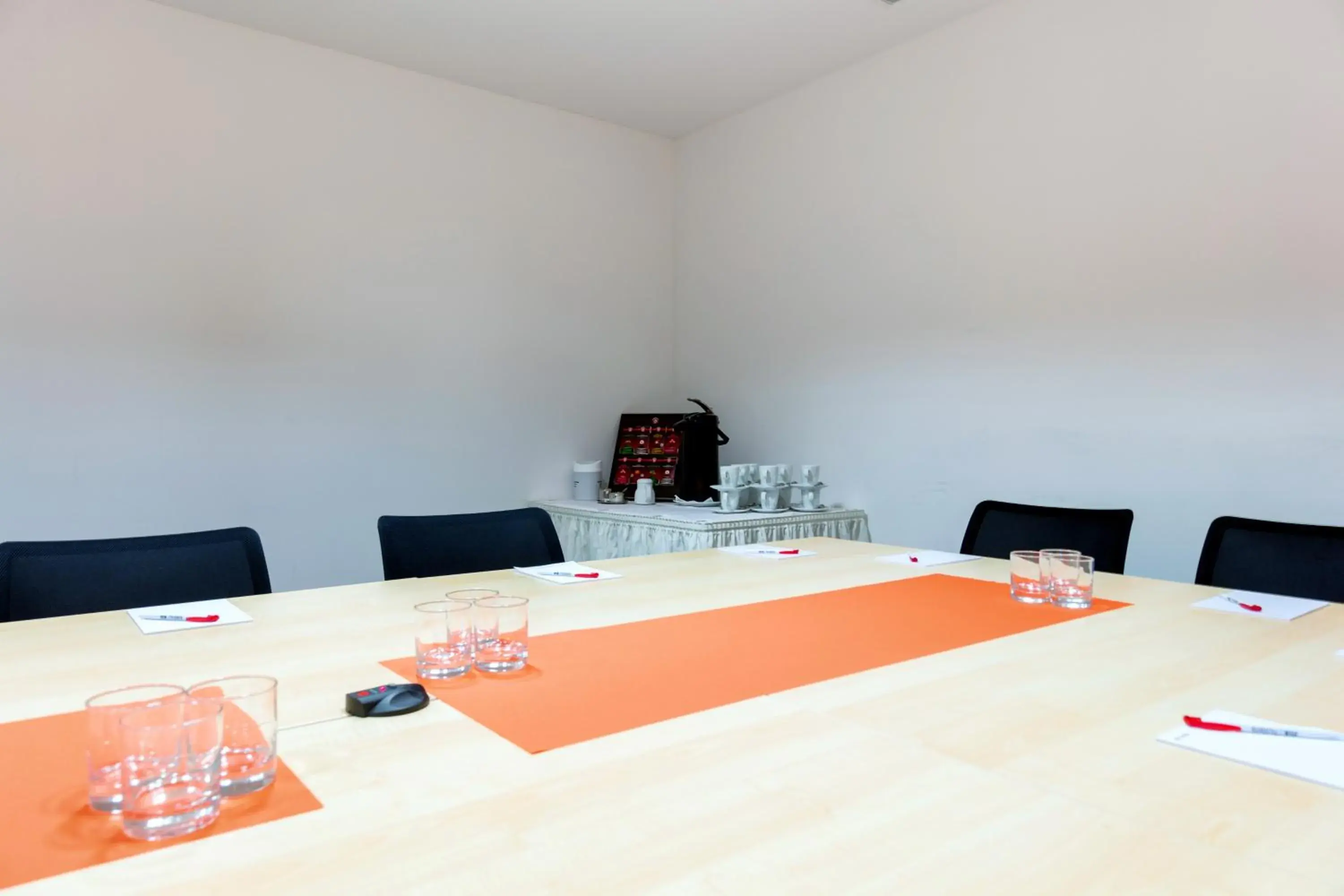 Meeting/conference room, Business Area/Conference Room in mk hotel stuttgart