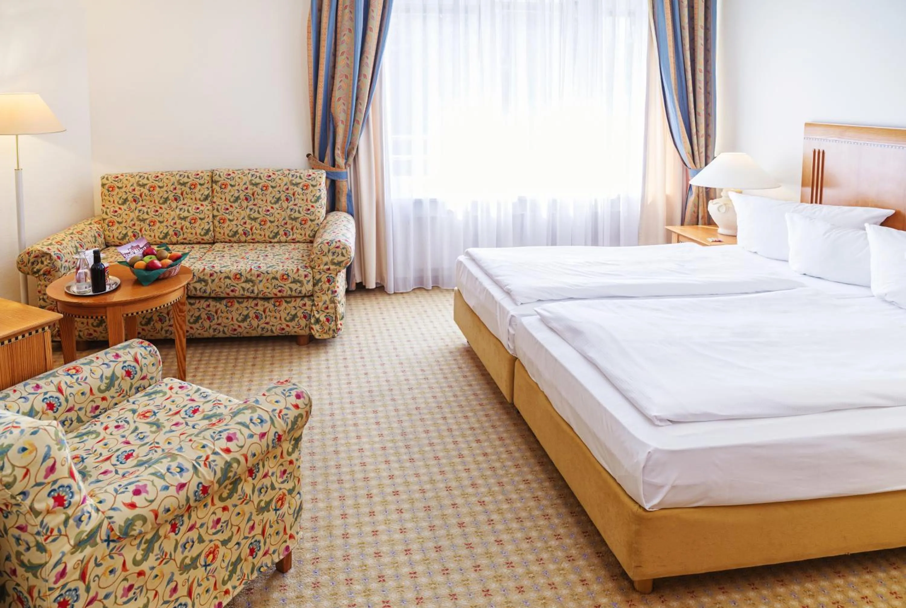 Photo of the whole room, Bed in Hotel Domicil Berlin by Golden Tulip