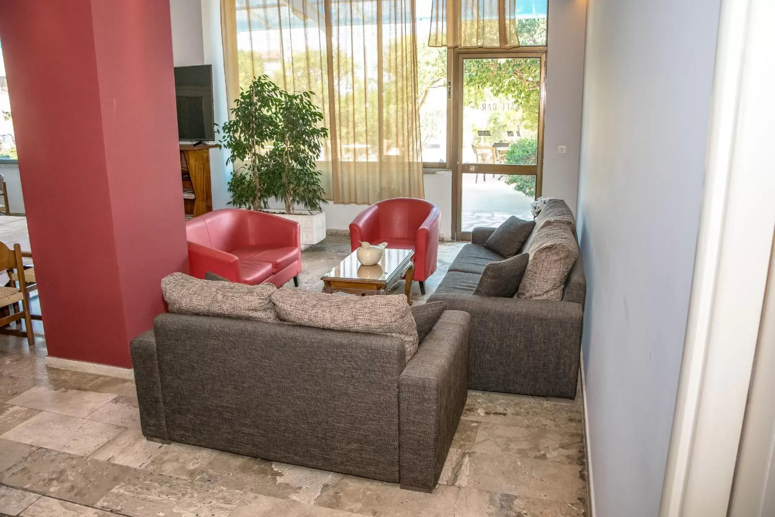 Seating area in Telis Hotel