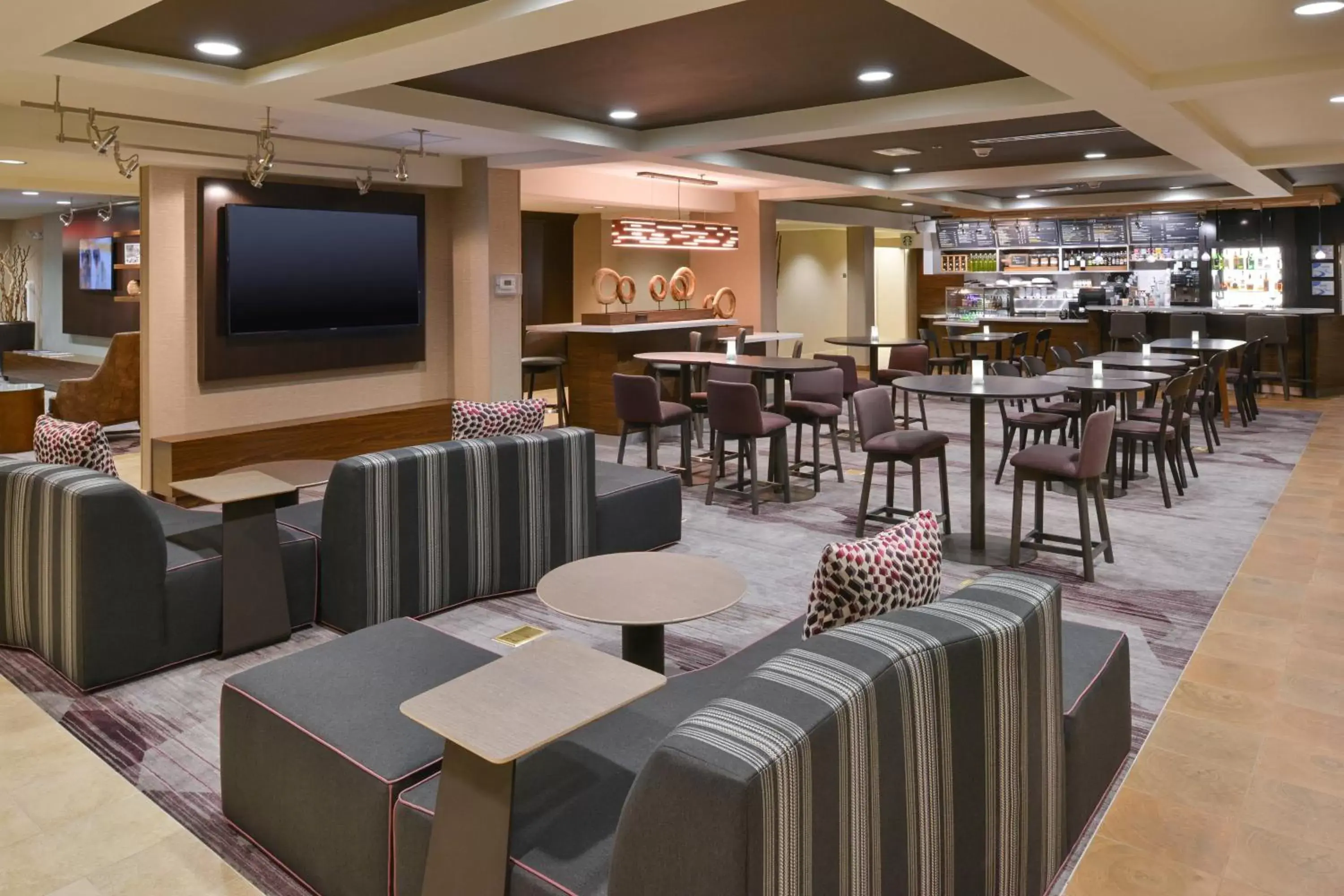 Lobby or reception, Restaurant/Places to Eat in Courtyard by Marriott Charlotte Matthews