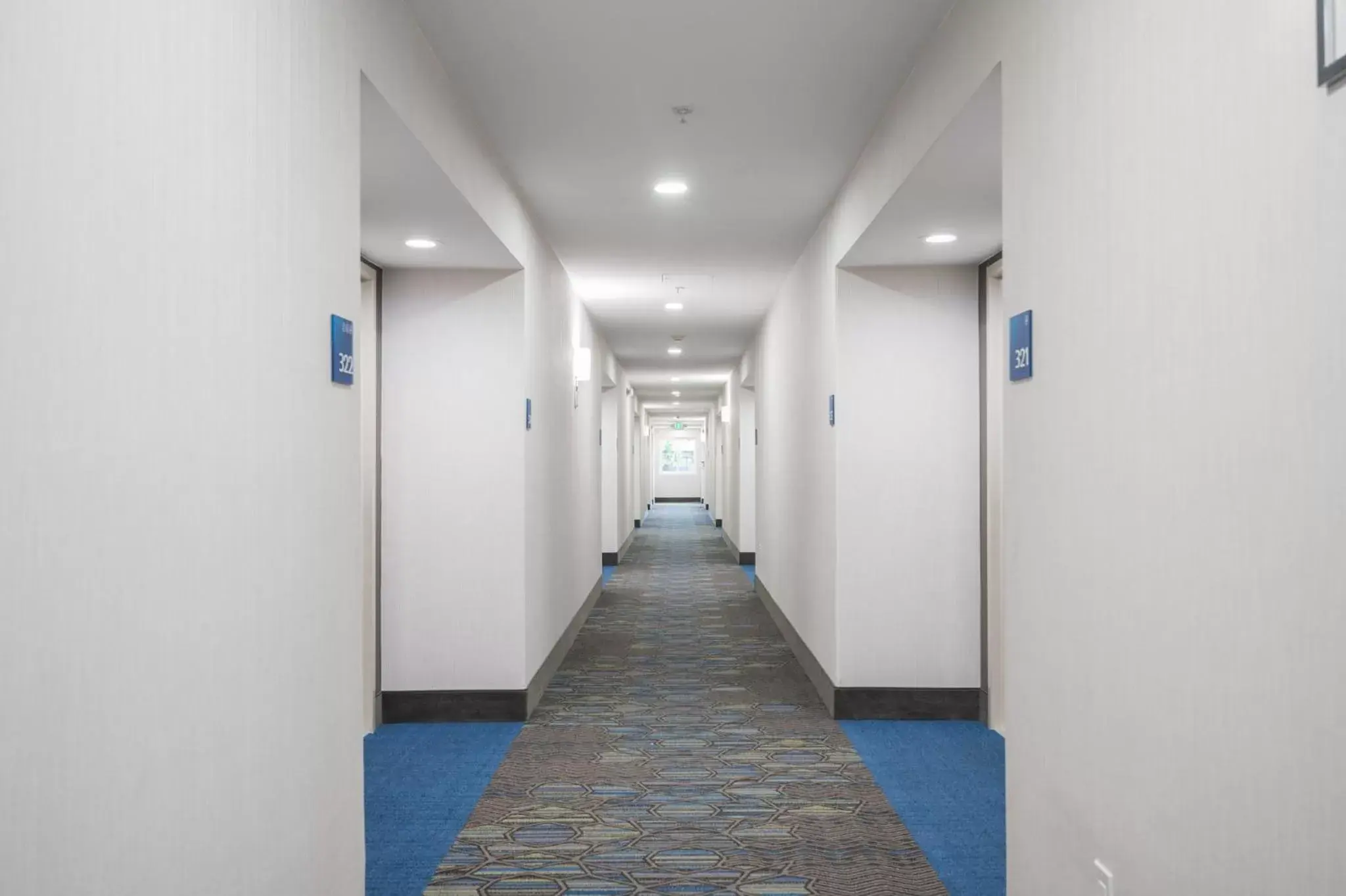 Lobby or reception in Holiday Inn Express Grover Beach-Pismo Beach Area by IHG Lobby or reception in Holiday Inn Express Grover Beach-Pismo Beach Area by IHG