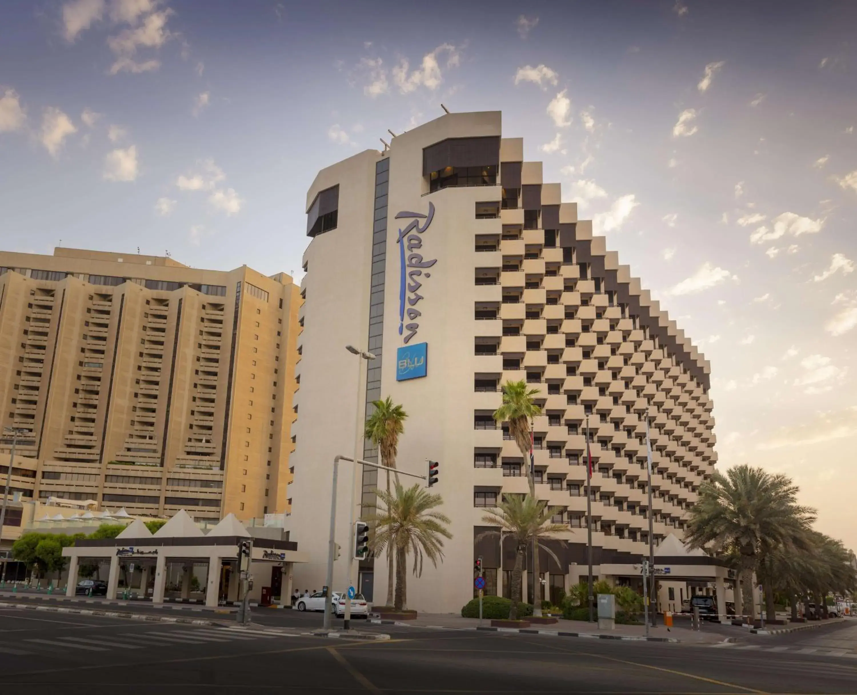 Property Building in Radisson Blu Hotel, Dubai Deira Creek