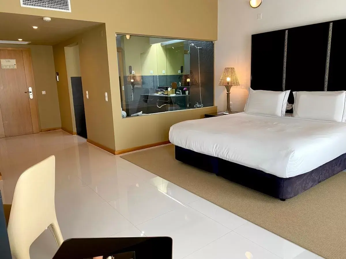 Bedroom, Bed in Vila Valverde Design Country Hotel