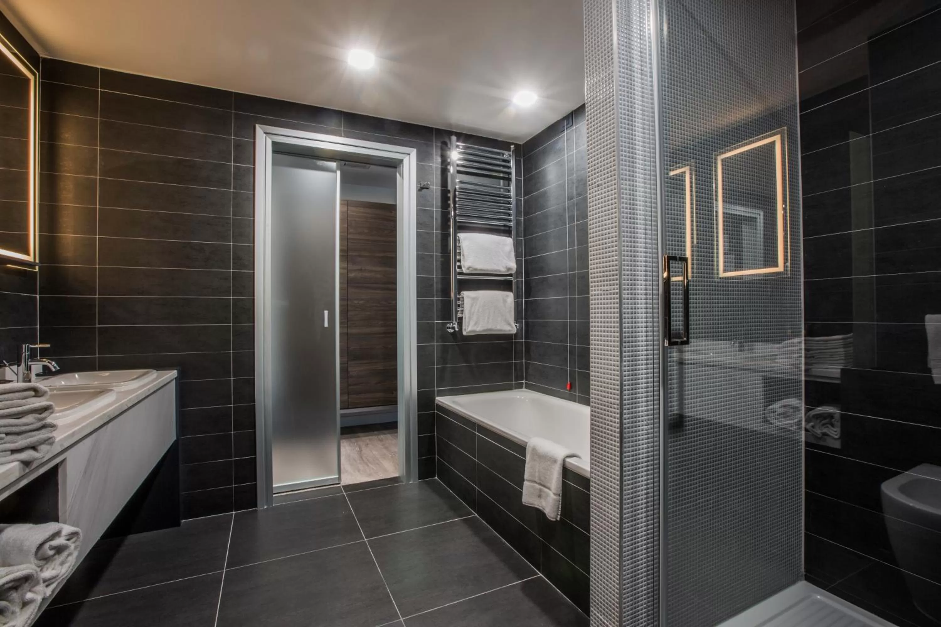 Bathroom in Novotel Roma Eur