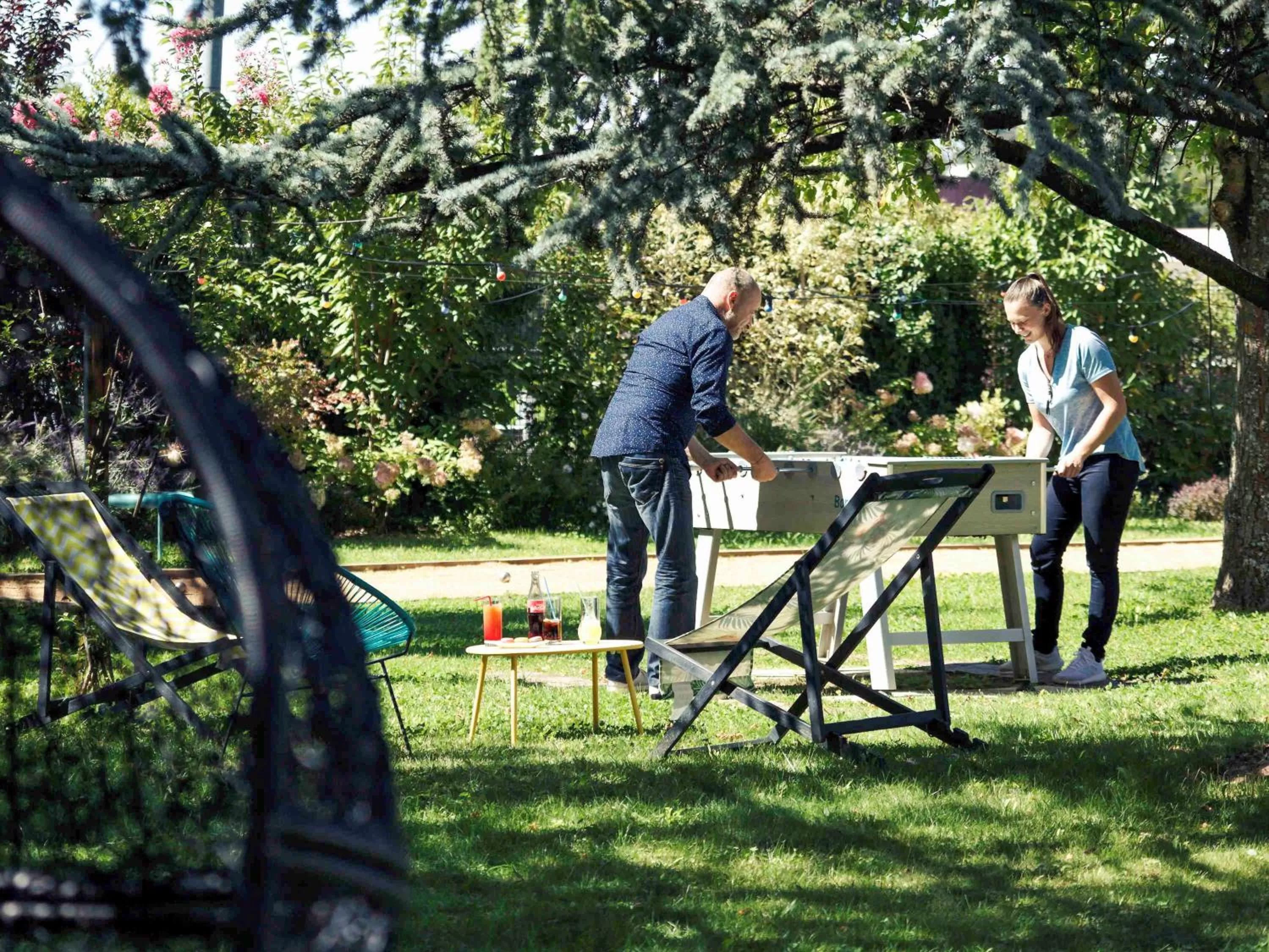 Restaurant/places to eat in Mercure Lyon Charbonnières