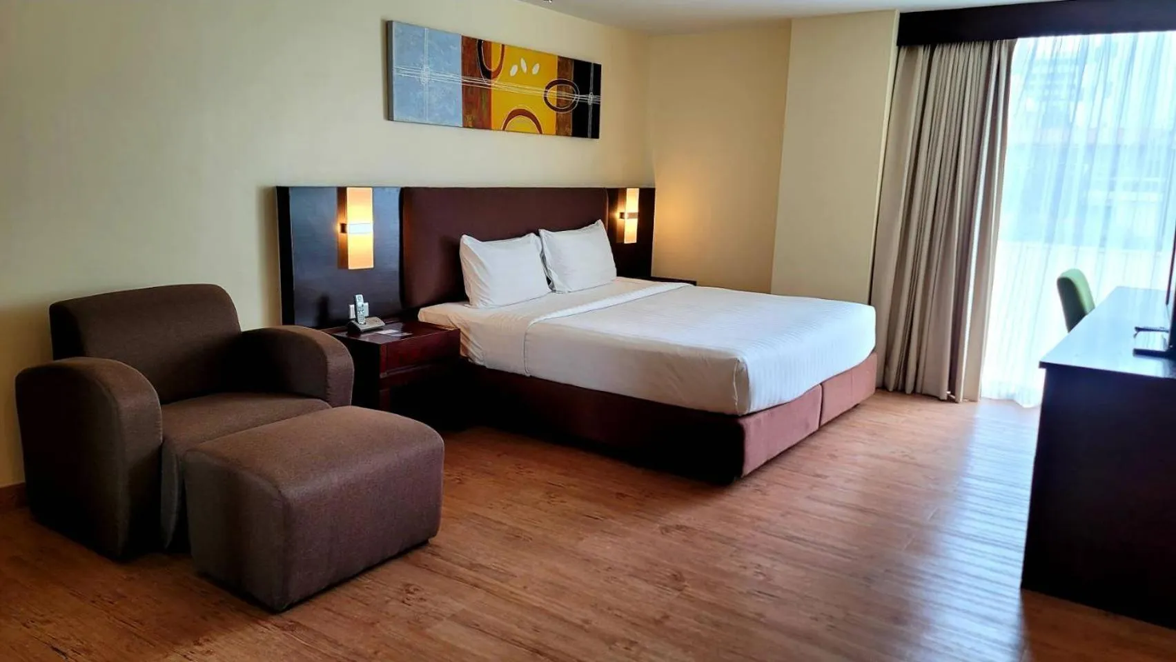 Bed in Lohas Residences Sukhumvit 2