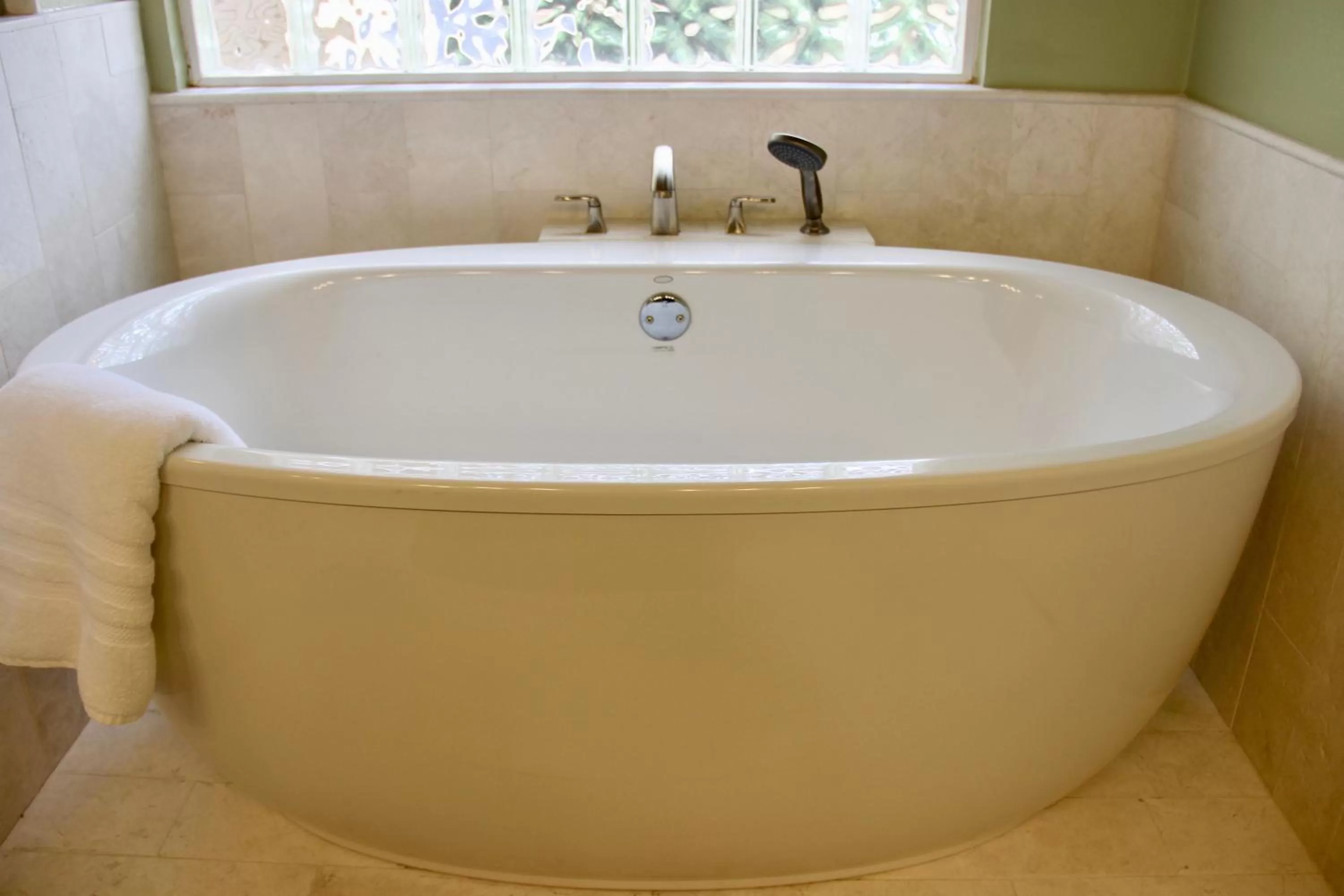 Bathroom in Maple Creek Bed&Breakfast